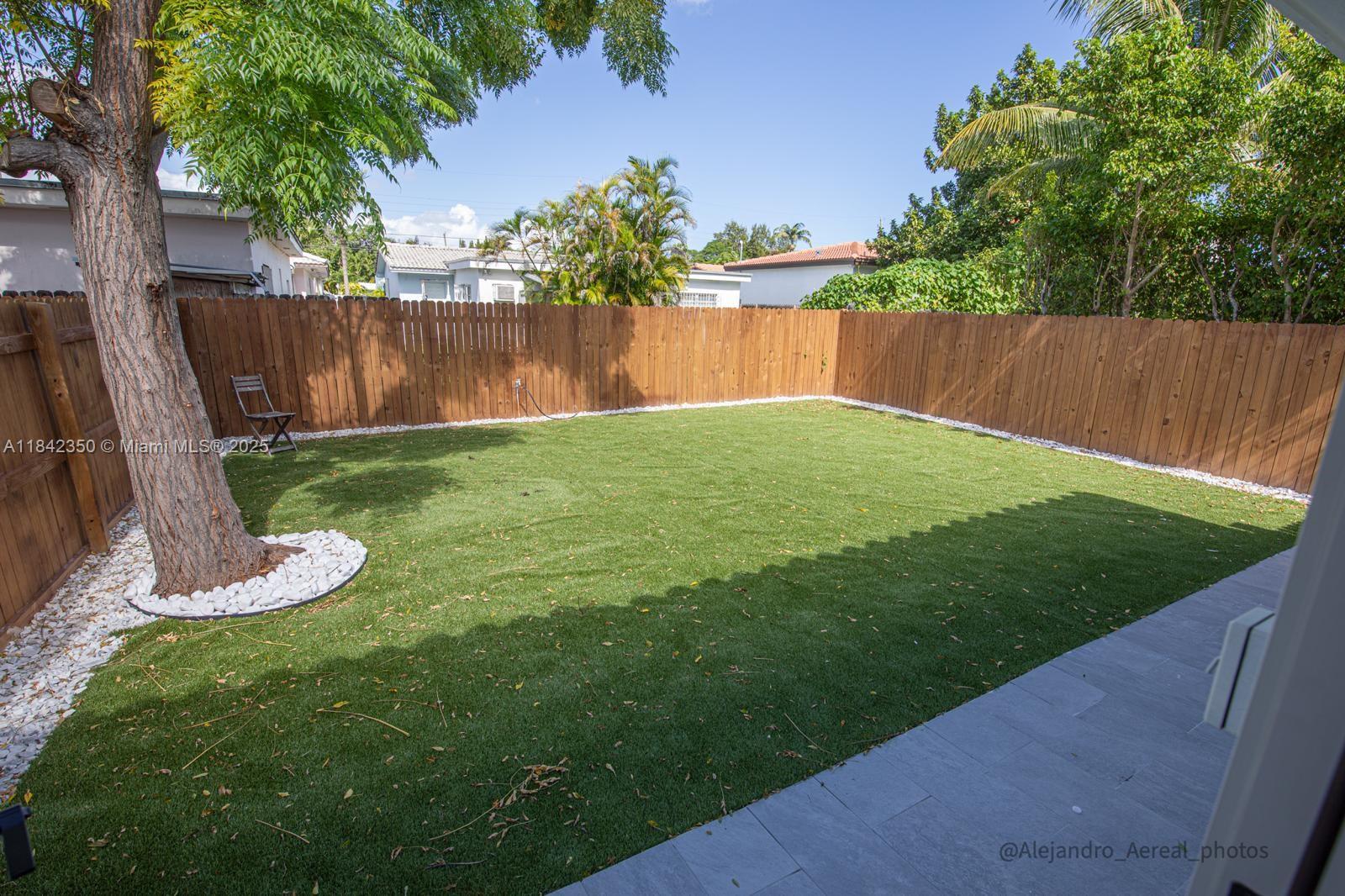 Ver detalles / 1850 sq. ft. $ 2025-07-17 0 foto