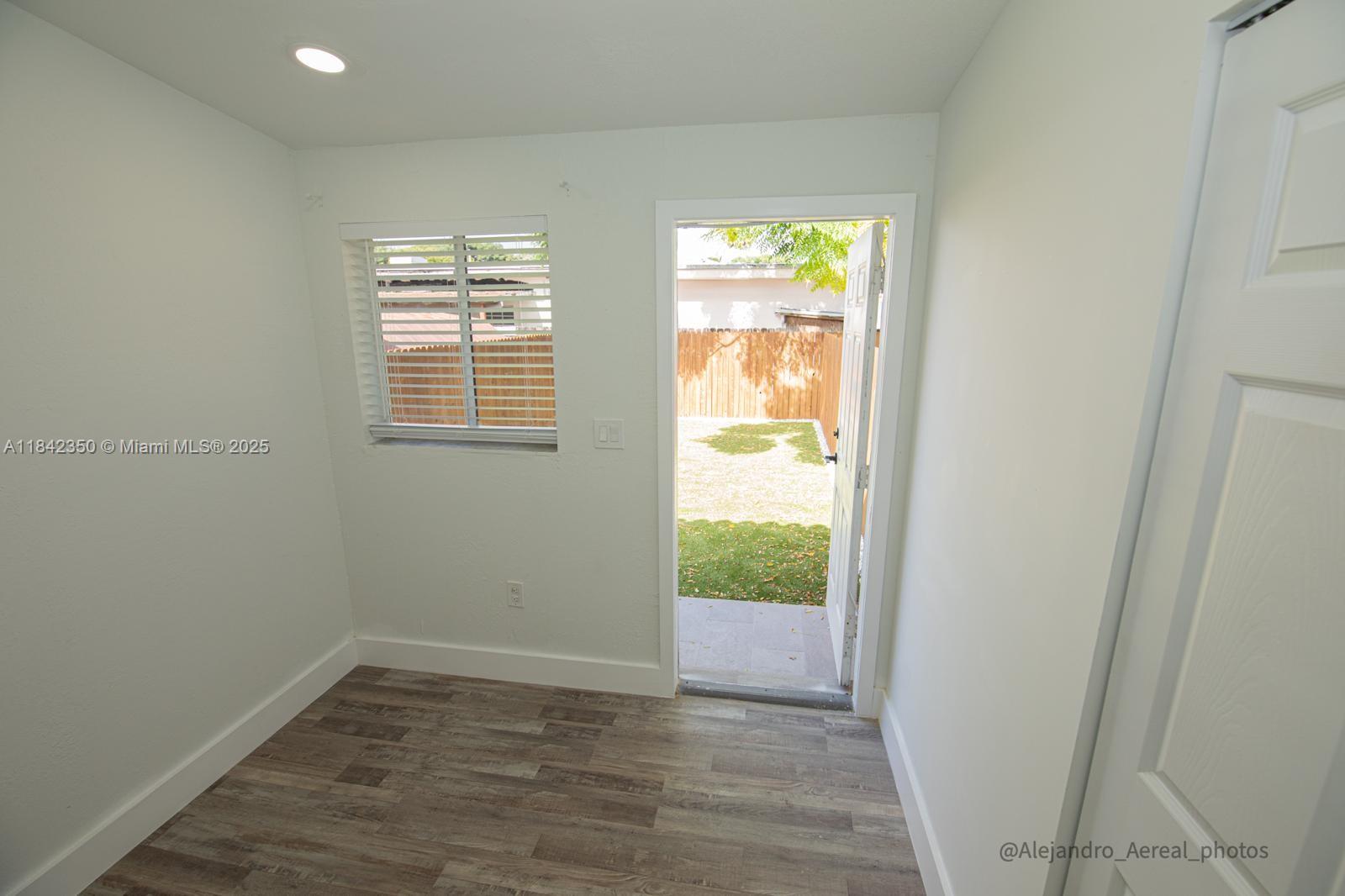 Ver detalles / 1850 sq. ft. $ 2025-07-17 0 foto