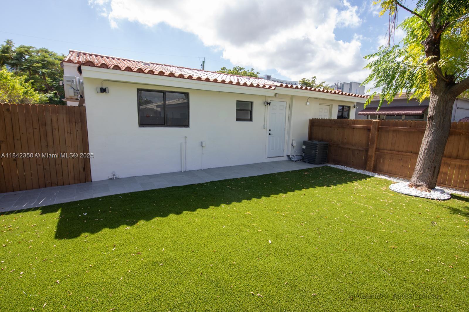 Ver detalles / 1850 sq. ft. $ 2025-07-17 0 foto