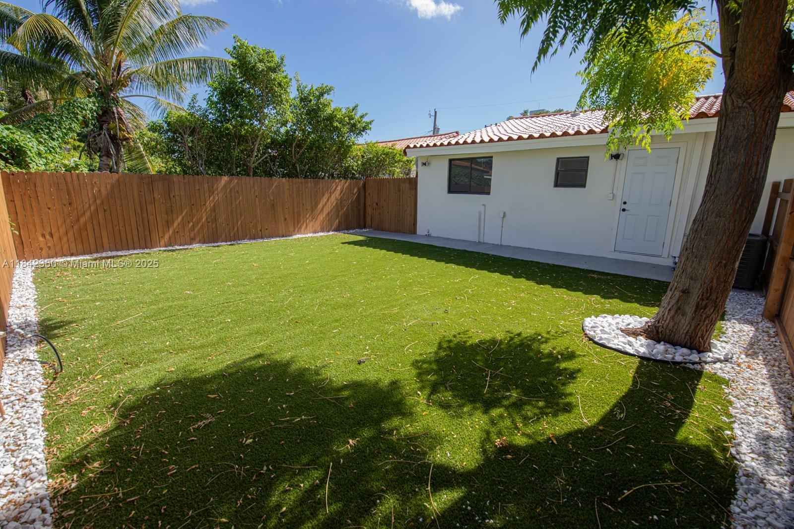 Ver detalles / 1850 sq. ft. $ 2025-07-17 0 foto
