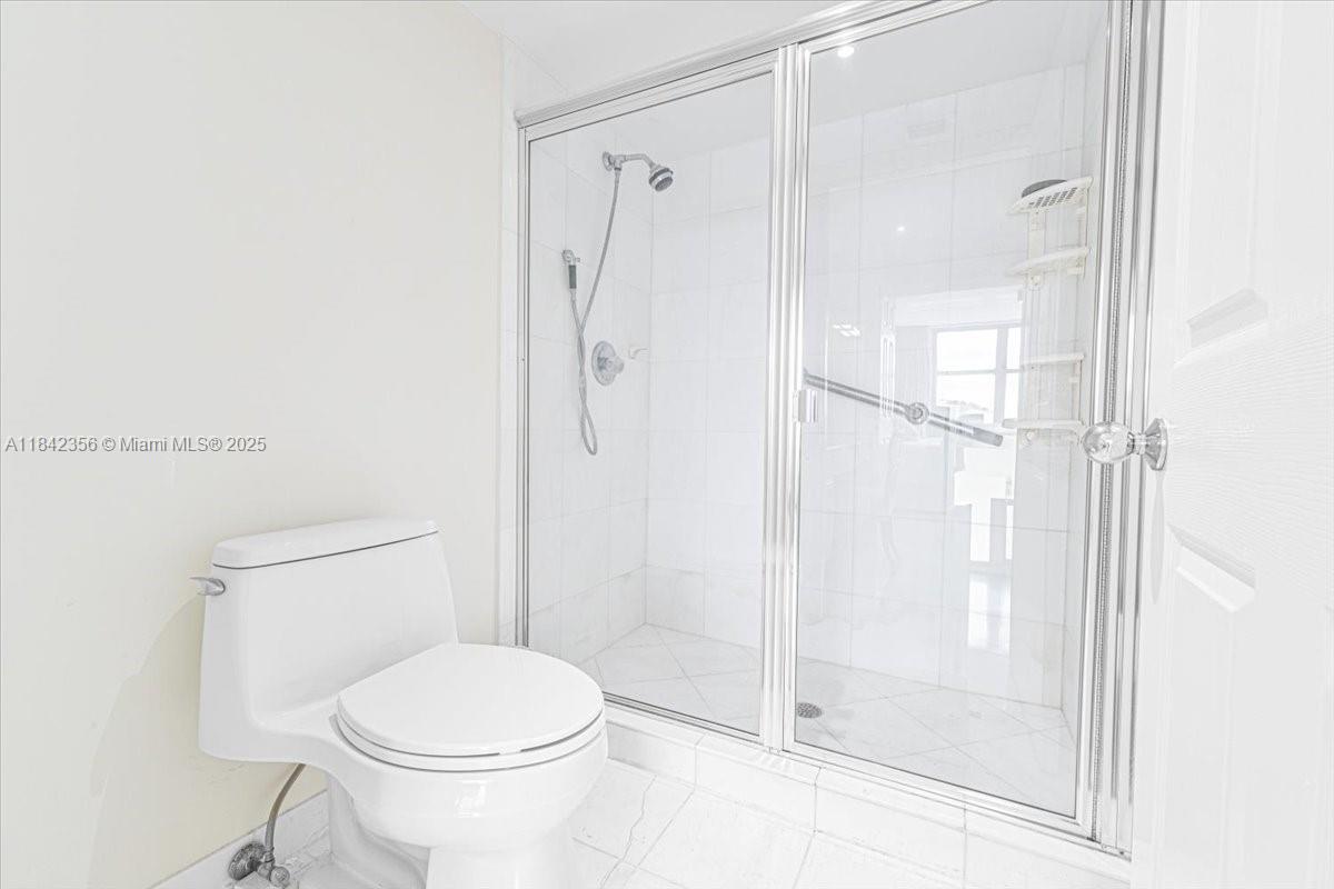 Photo of 3500 Mystic Pointe Dr  #2101, Aventura, Florida, 33180 - 