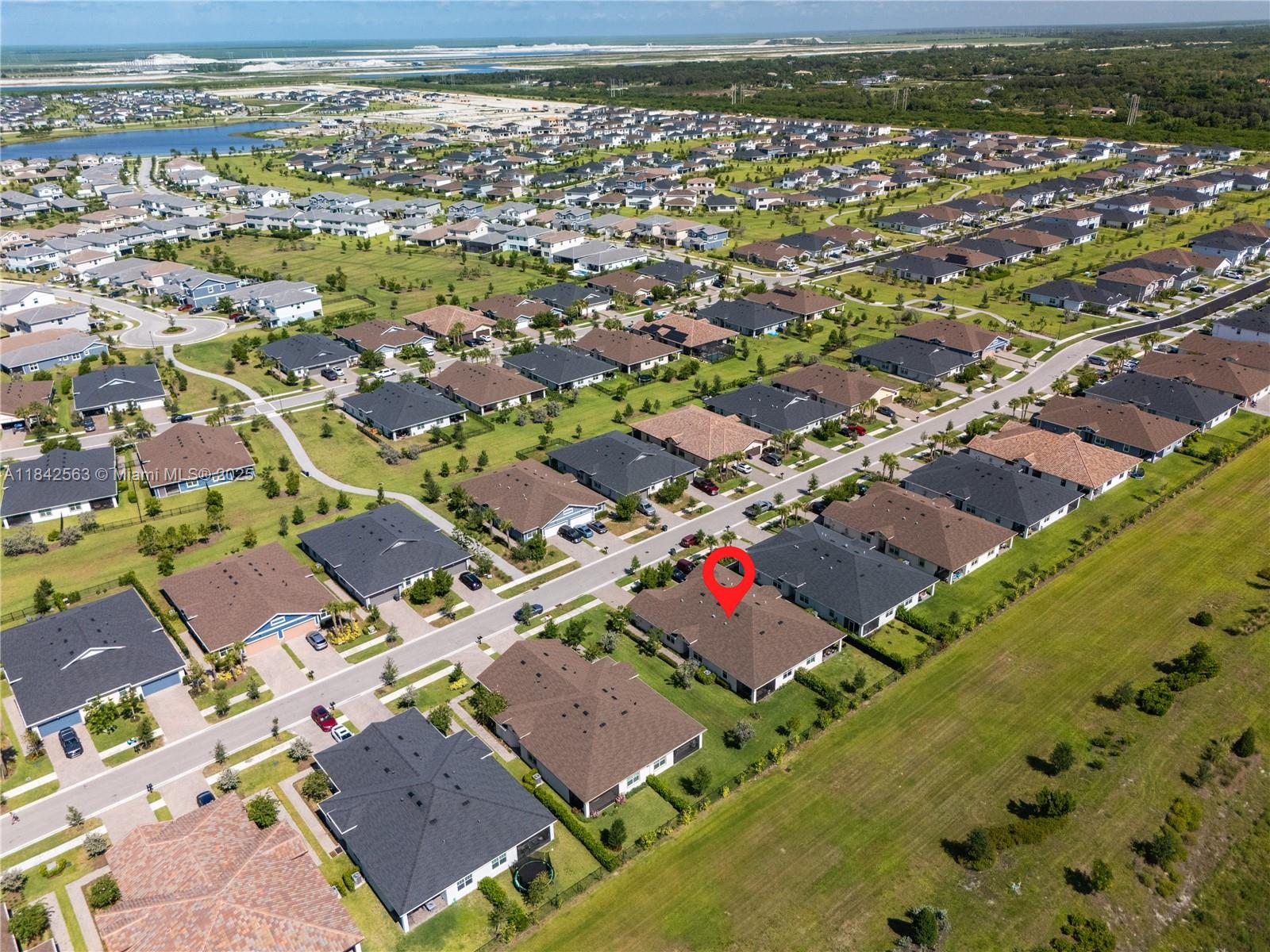 1274 3 / 2 1952 sq. ft. $ 2025-09-23 0 Photo