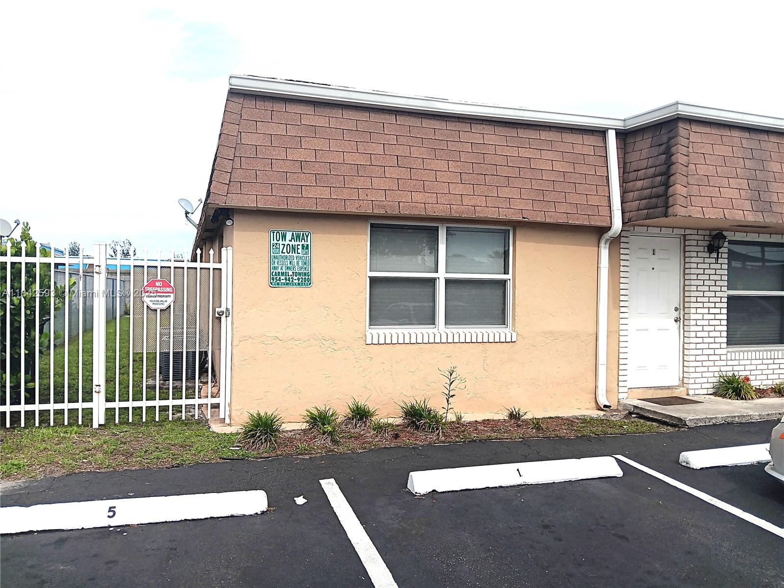 Ver detalles / 3892 sq. ft. $ 2025-07-17 0 foto
