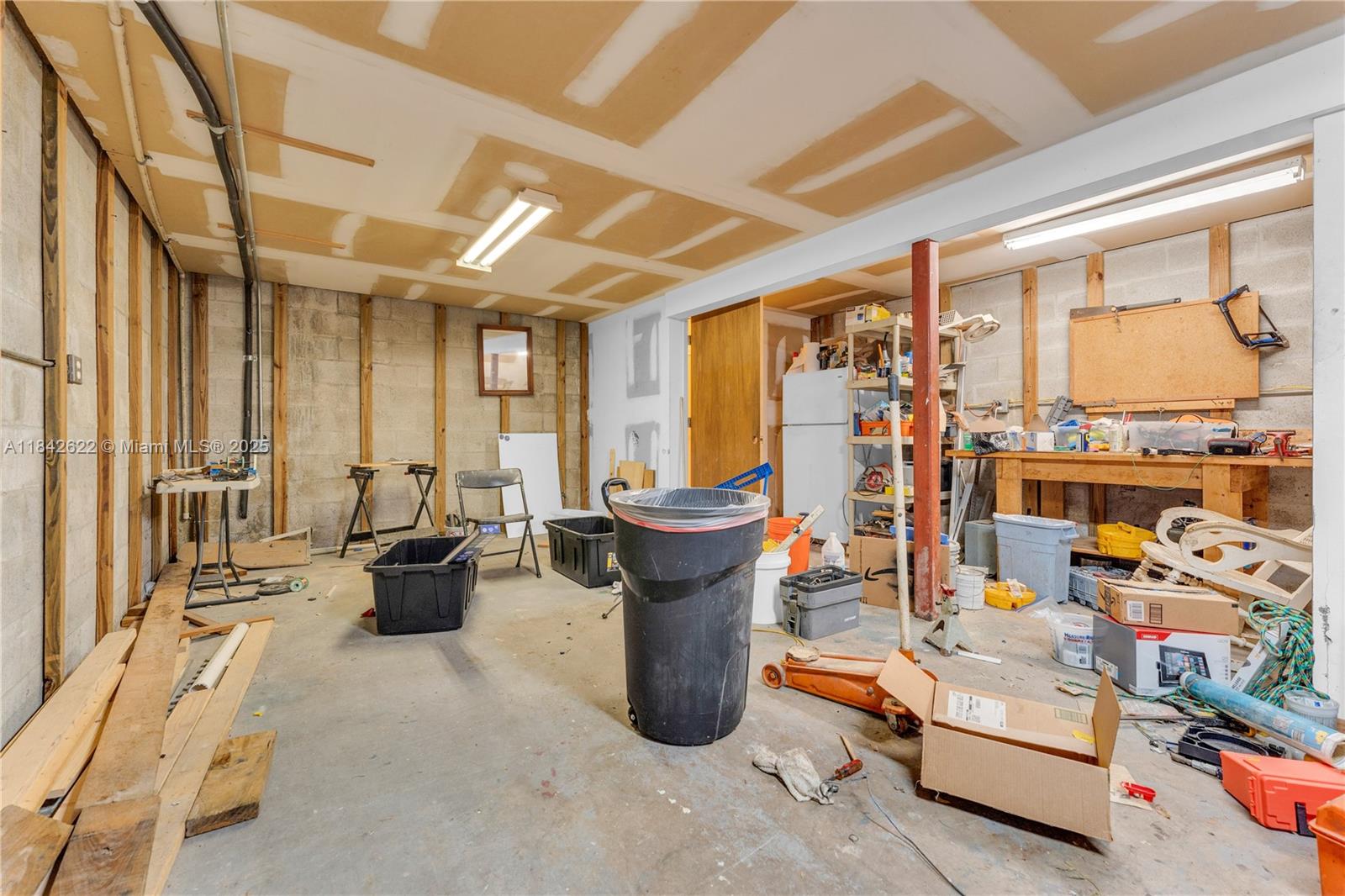 See details D42 / sq. ft. $ 2025-07-17 0 Photo