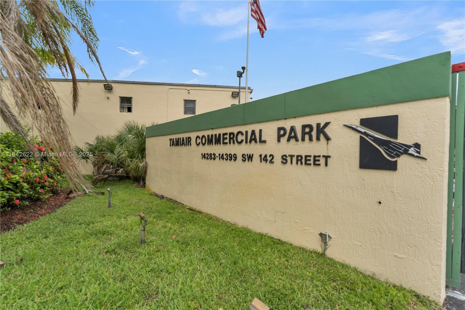 See details D42 / sq. ft. $ 2025-07-17 0 Photo