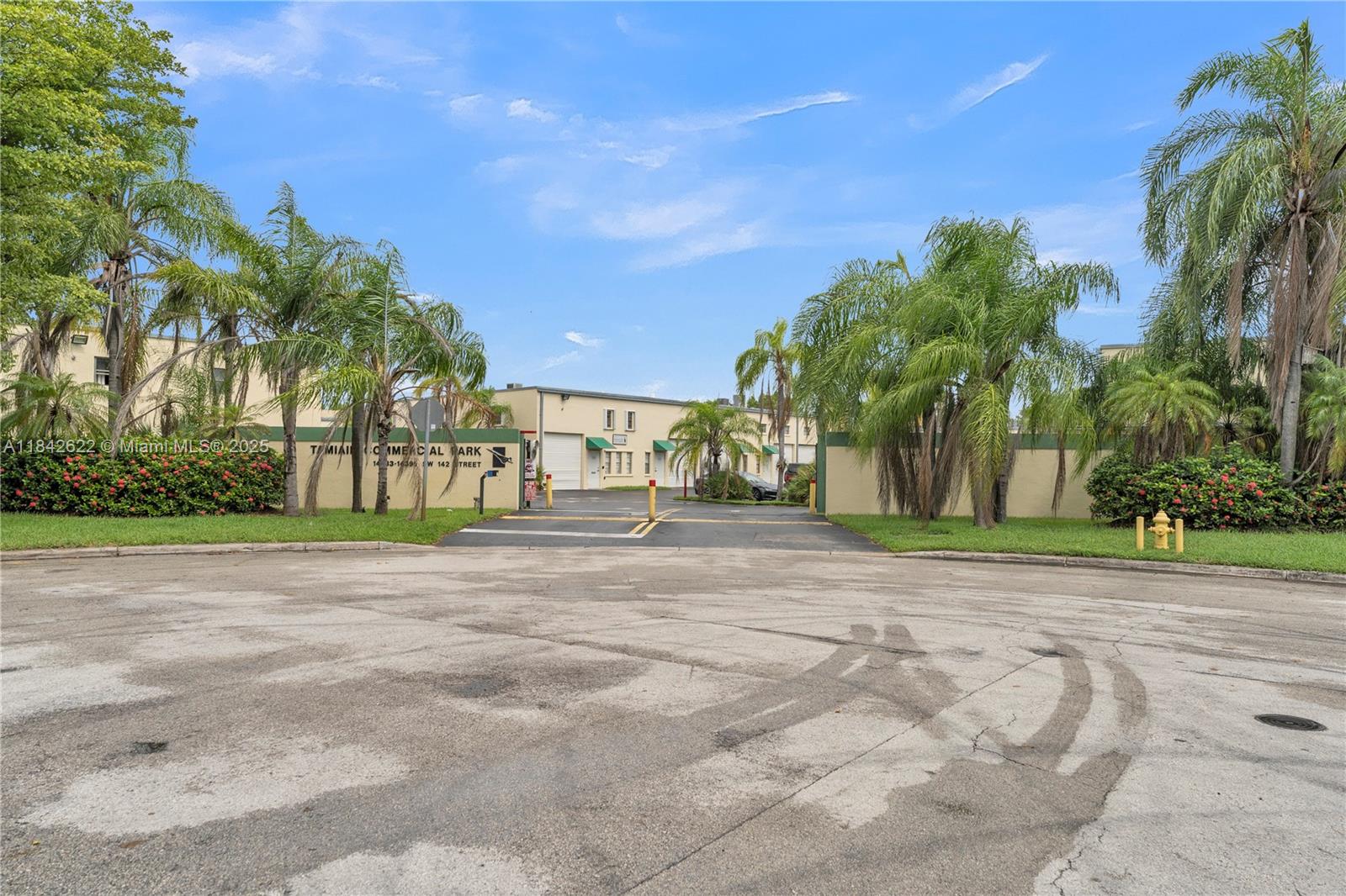 See details D42 / sq. ft. $ 2025-07-17 0 Photo