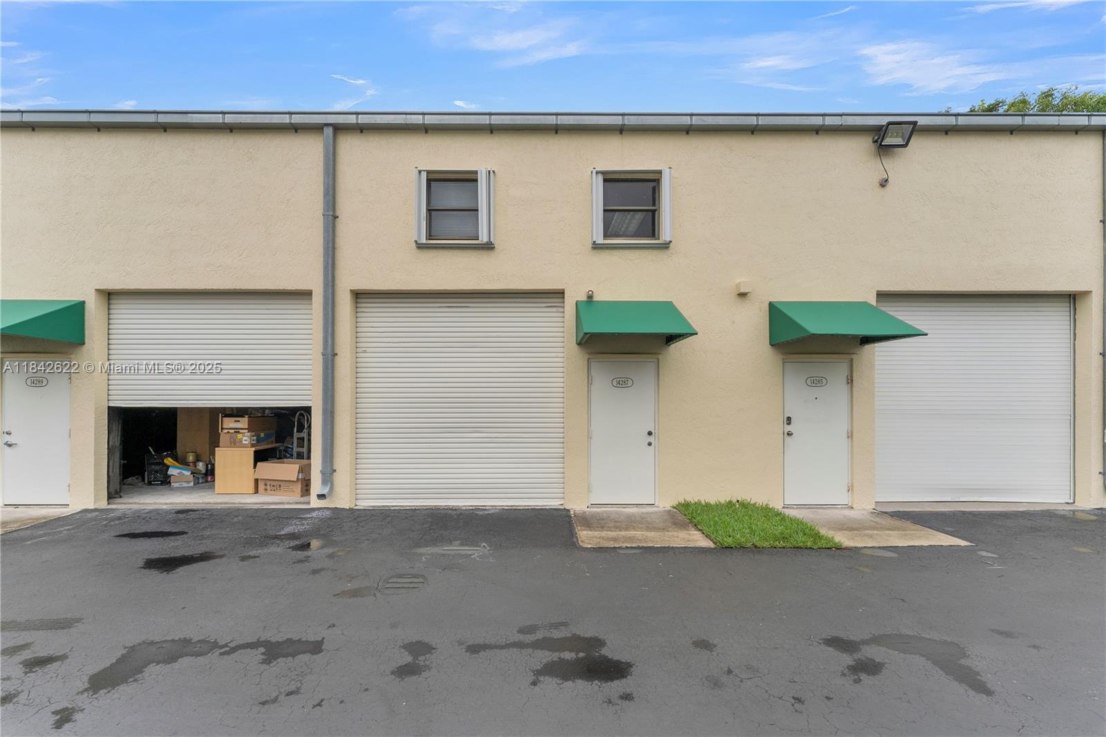 See details D42 / sq. ft. $ 2025-07-17 0 Photo
