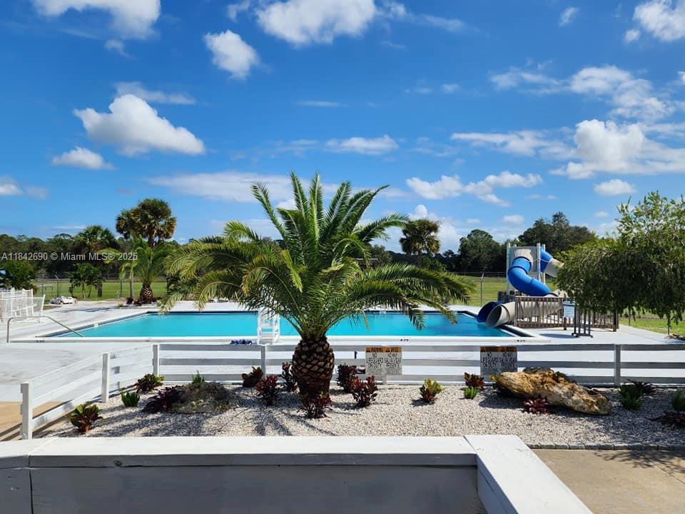 See details / sq. ft. $ 2025-07-18 0 Photo