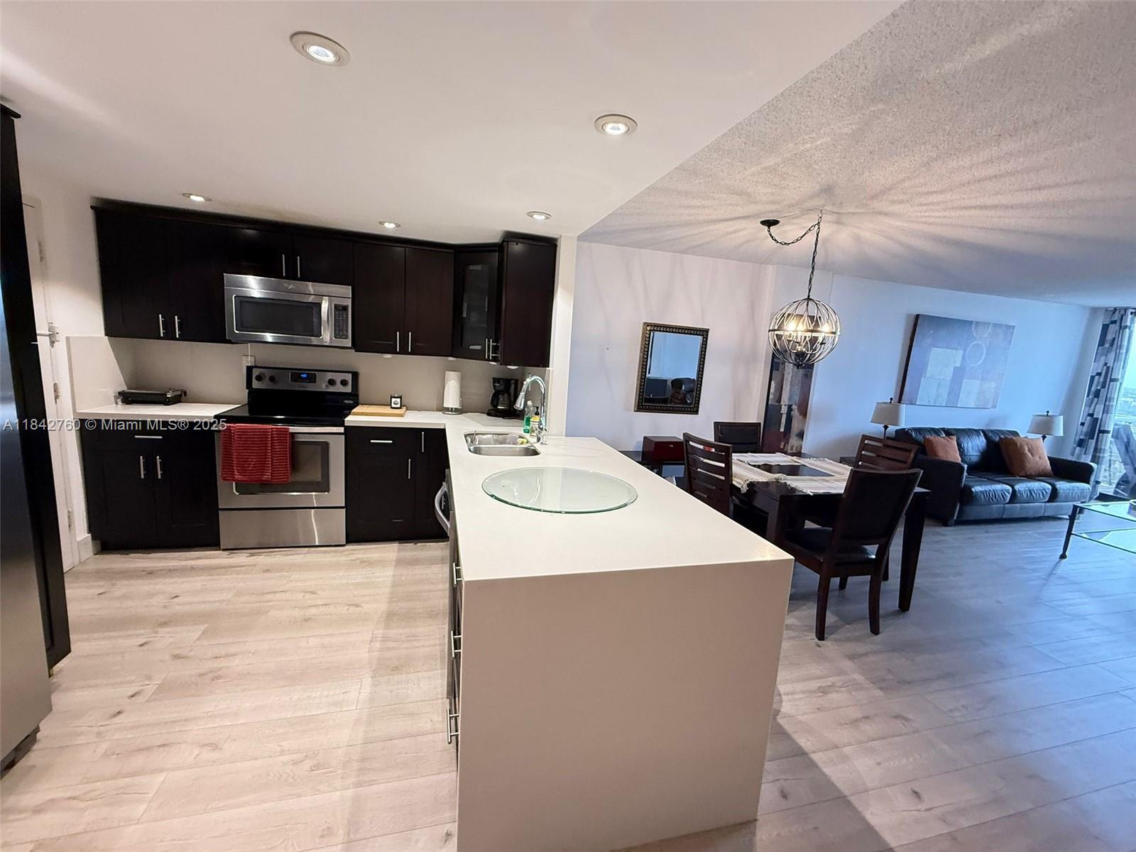 Photo of 1600 Ocean Dr  #14D, Hollywood, Florida, 33019 - 