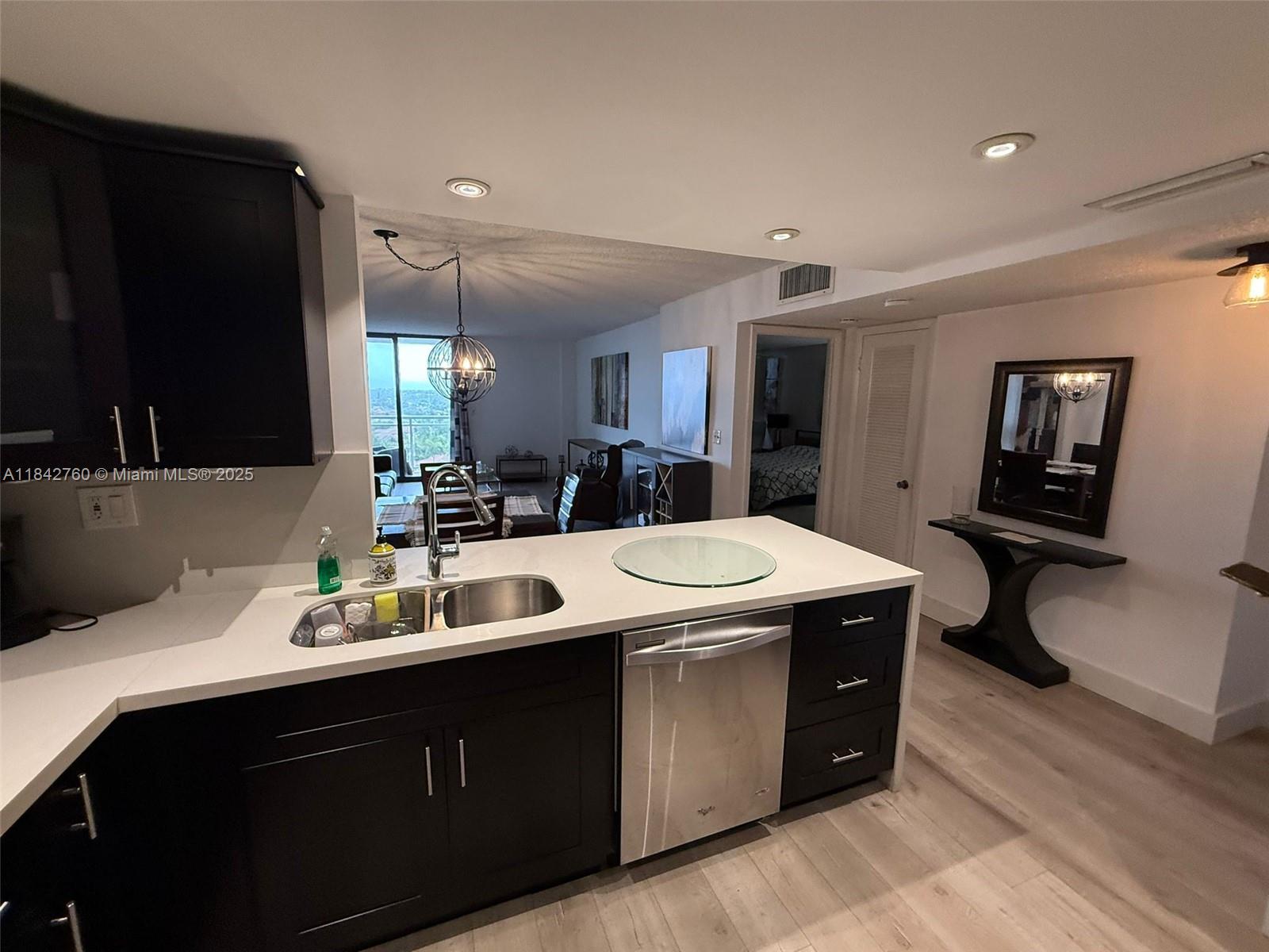 Photo of 1600 Ocean Dr  #14D, Hollywood, Florida, 33019 - 