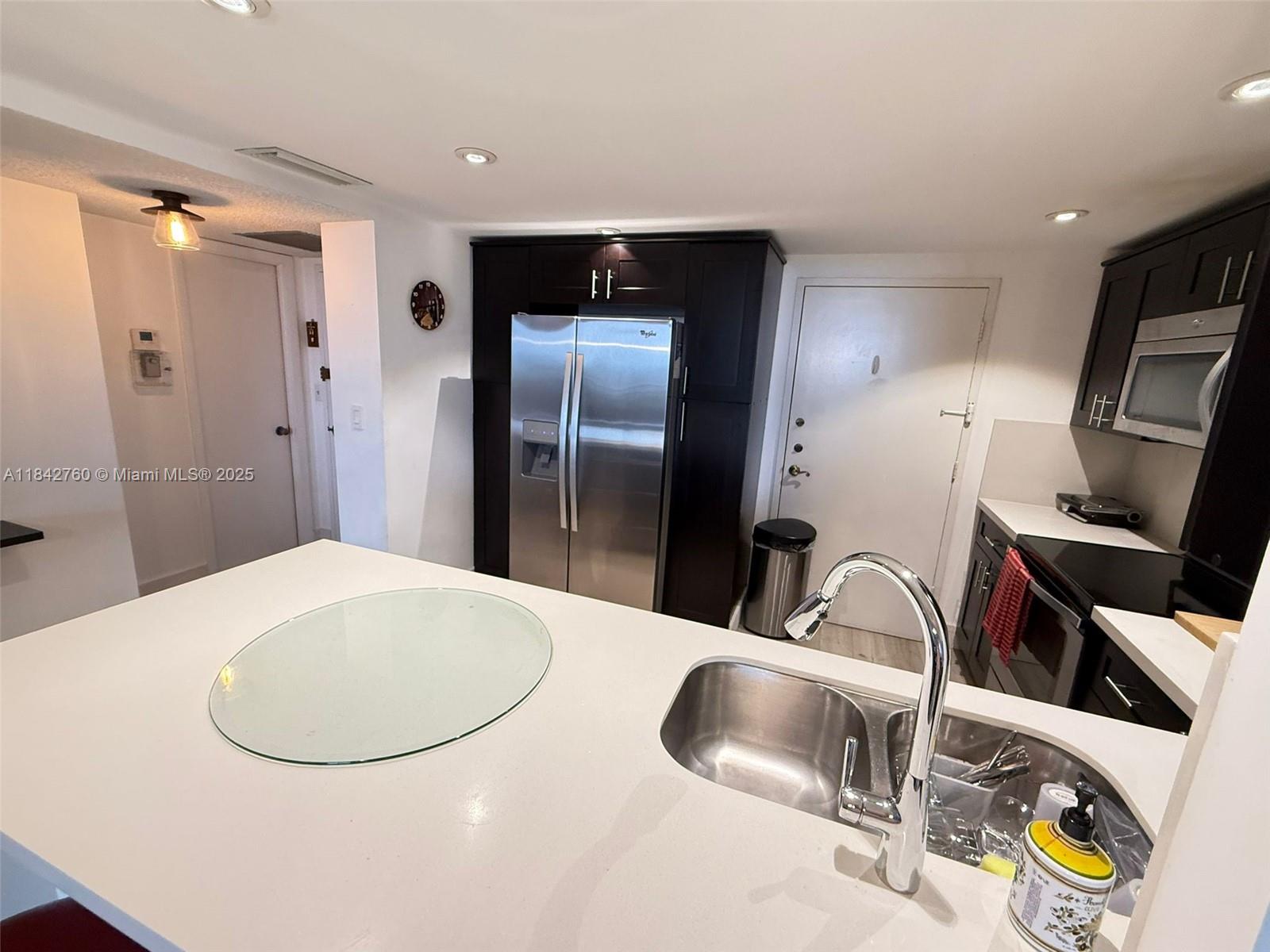 Photo of 1600 Ocean Dr  #14D, Hollywood, Florida, 33019 - 