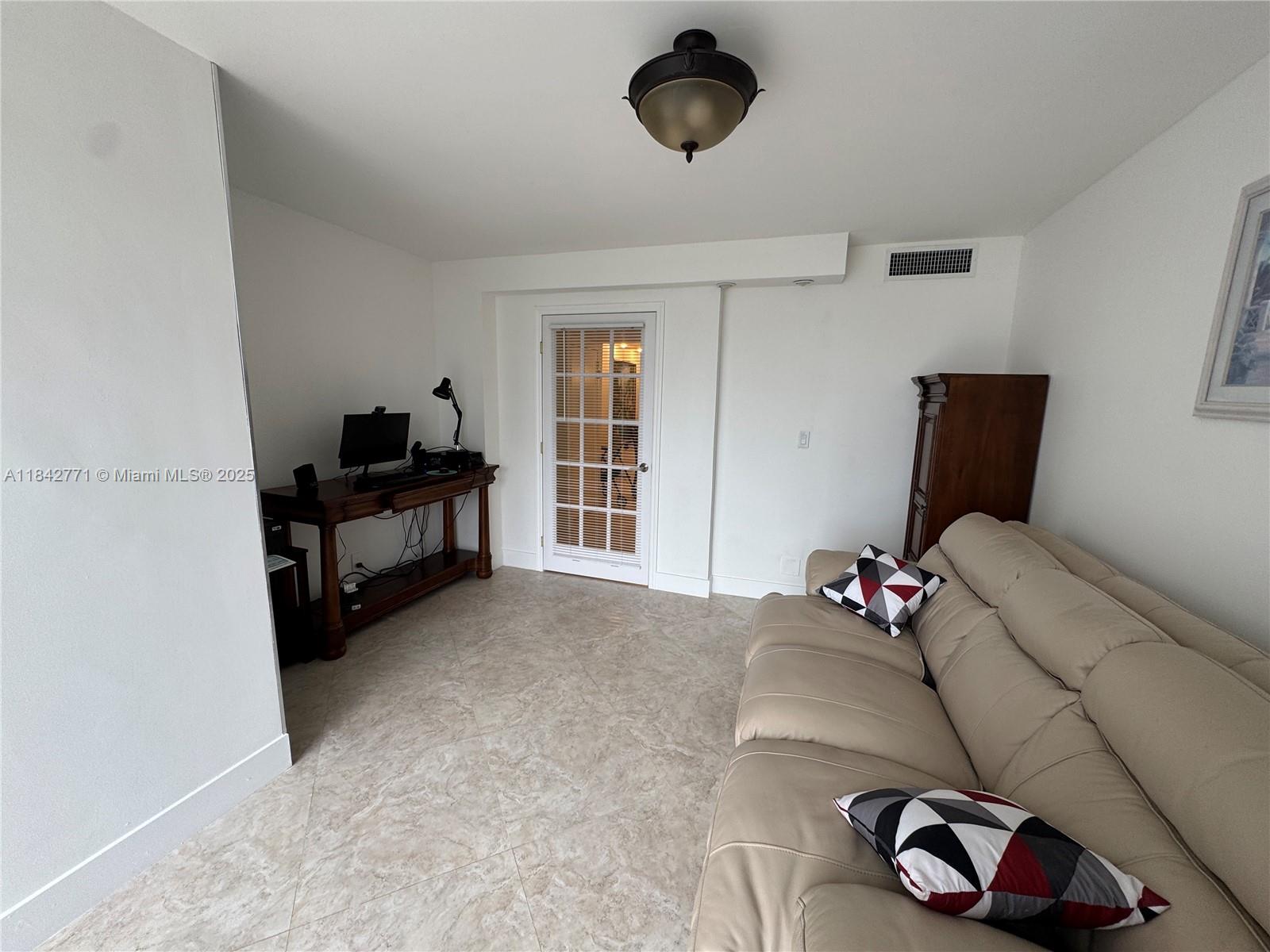 Photo of 2030 Ocean Dr  #727, Hallandale Beach, Florida, 33009 - 