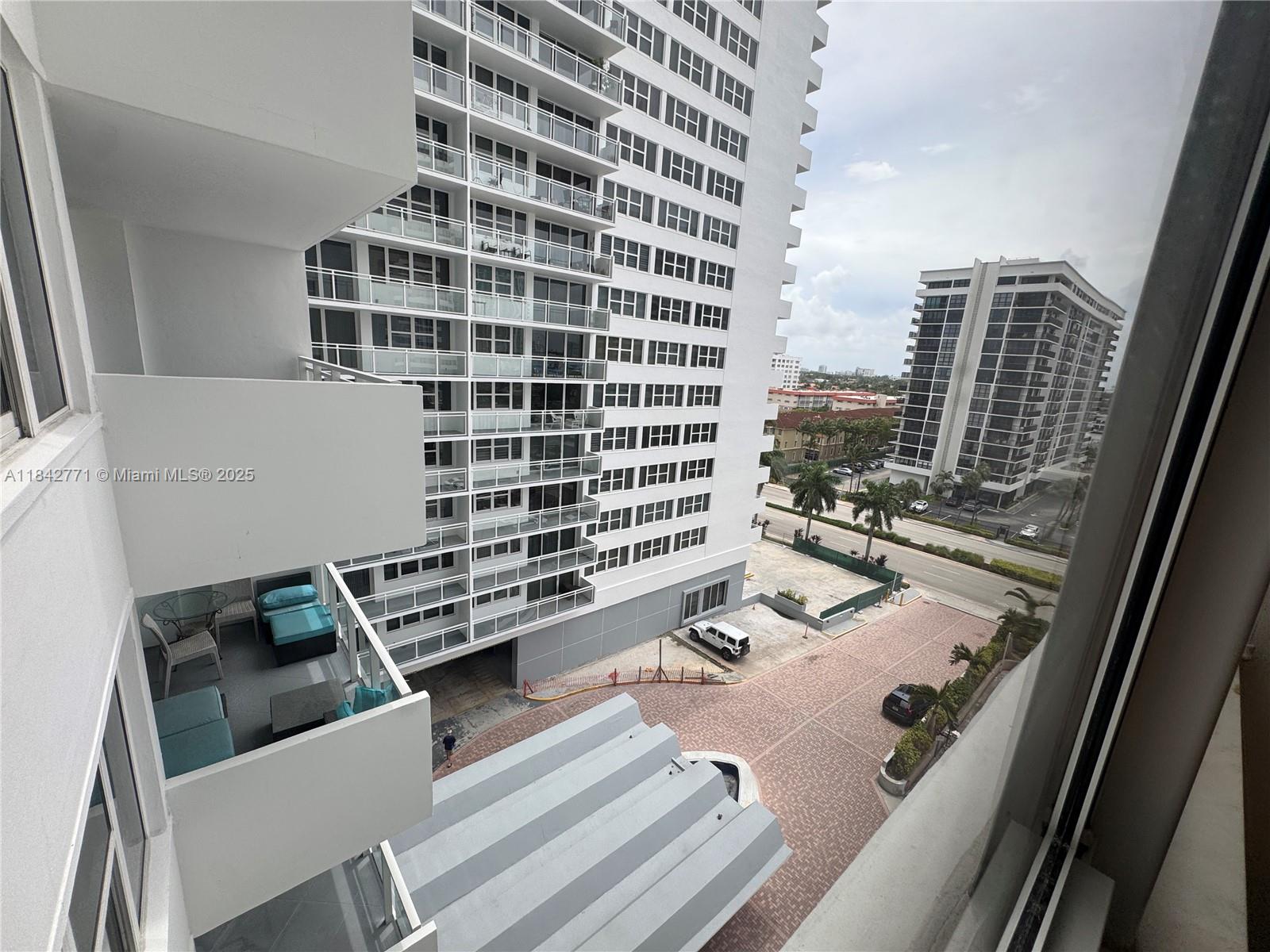 Photo of 2030 Ocean Dr  #727, Hallandale Beach, Florida, 33009 - 