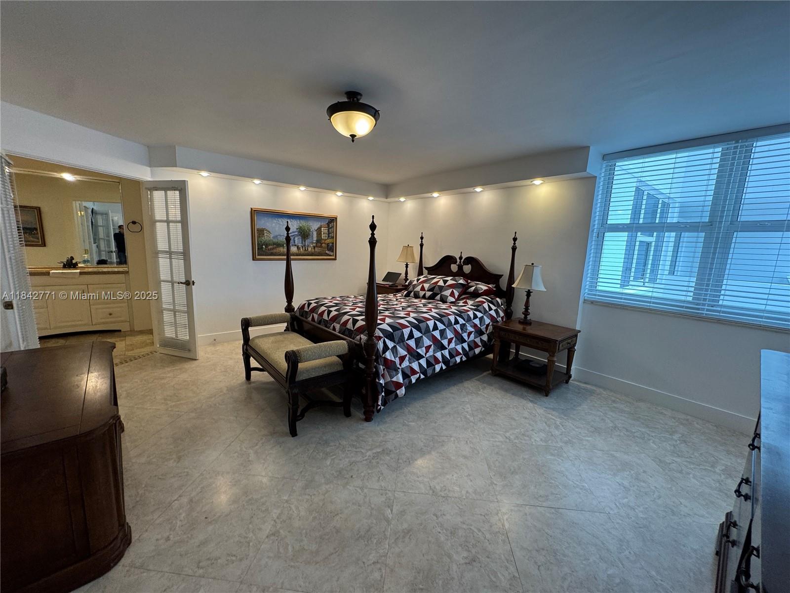 Photo of 2030 Ocean Dr  #727, Hallandale Beach, Florida, 33009 - 