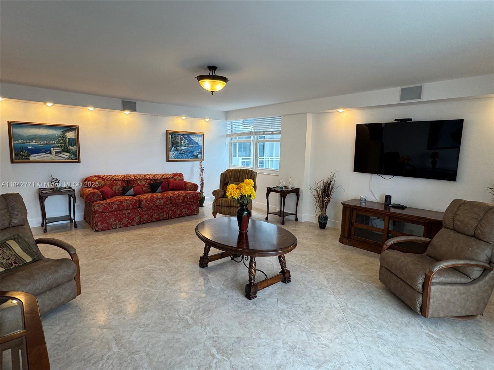 Photo of 2030 Ocean Dr  #727, Hallandale Beach, Florida, 33009 - 