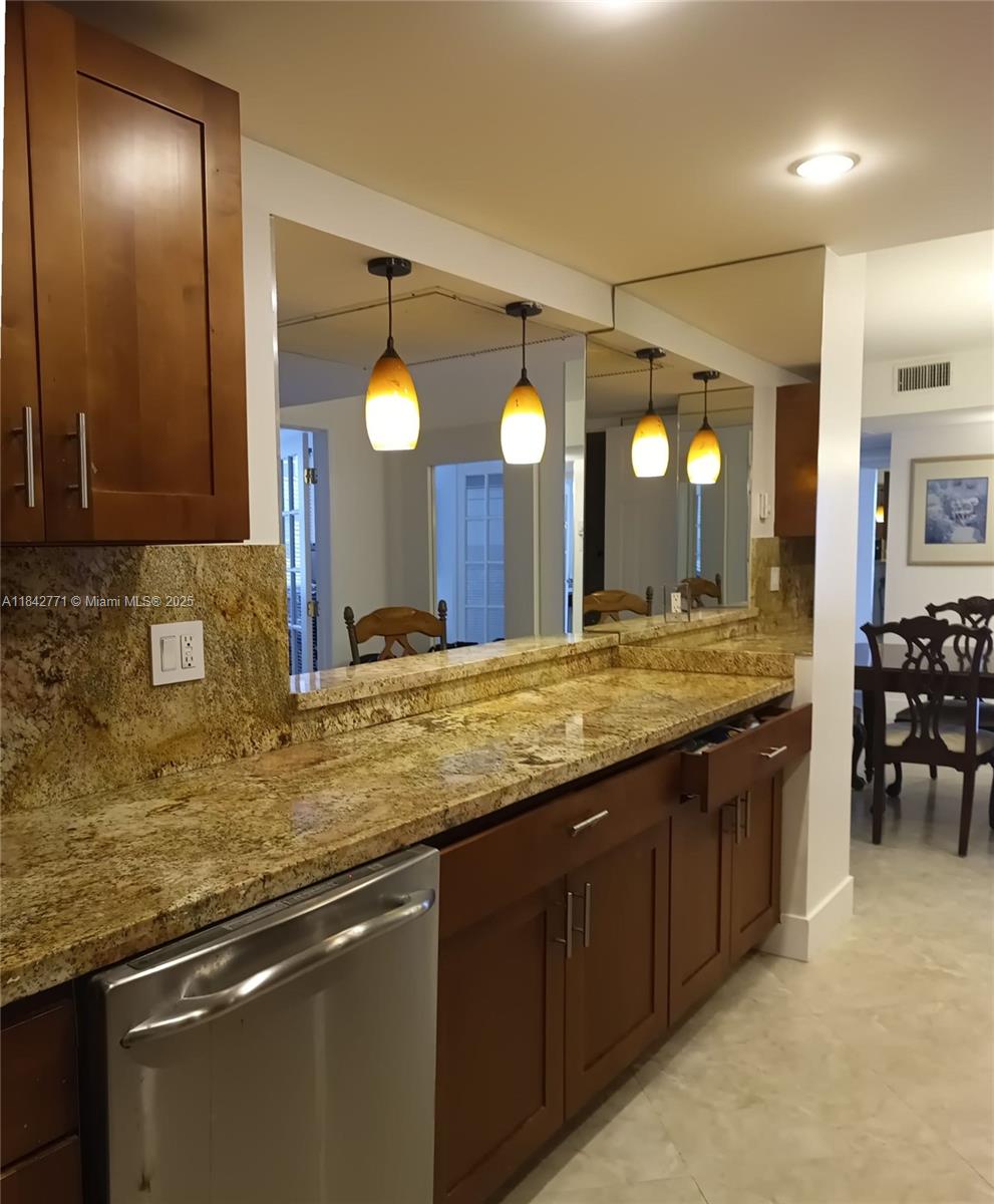 Photo of 2030 Ocean Dr  #727, Hallandale Beach, Florida, 33009 - 