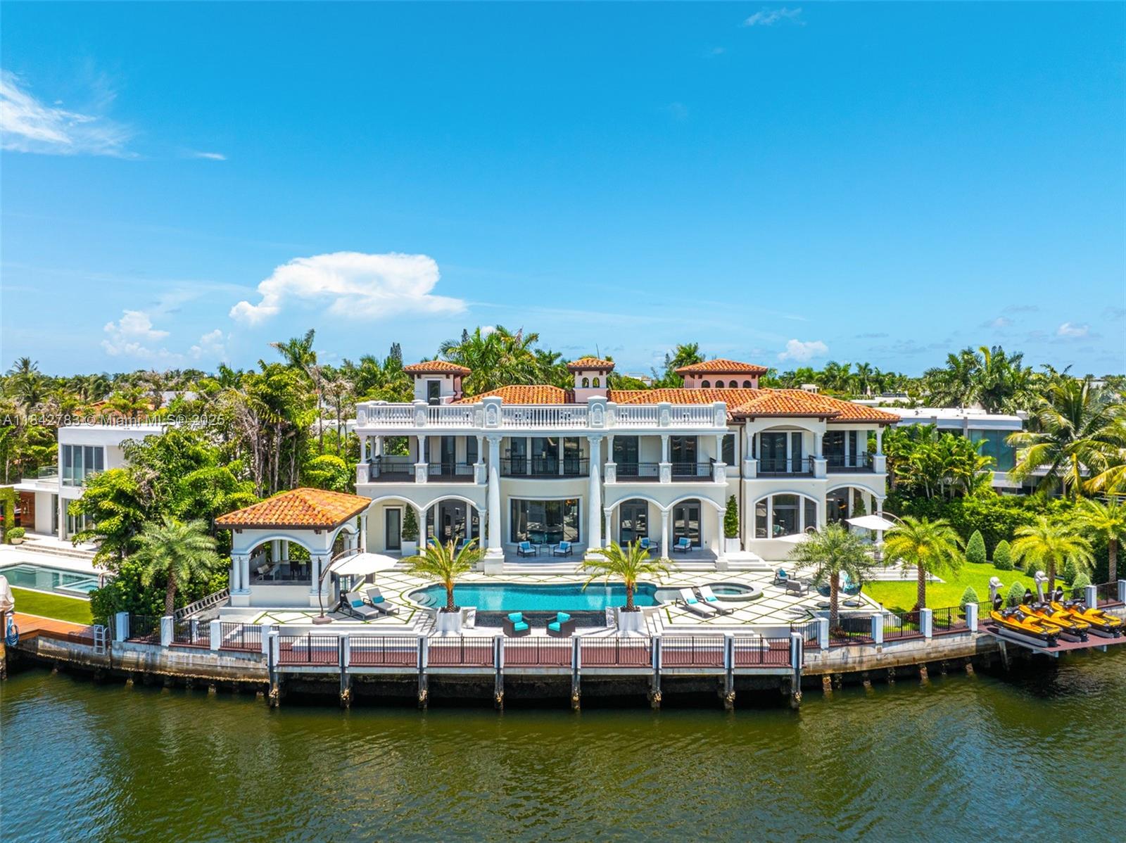 Photo of 498 Parkway Pkwy (498), Golden Beach, Florida, 33160 -