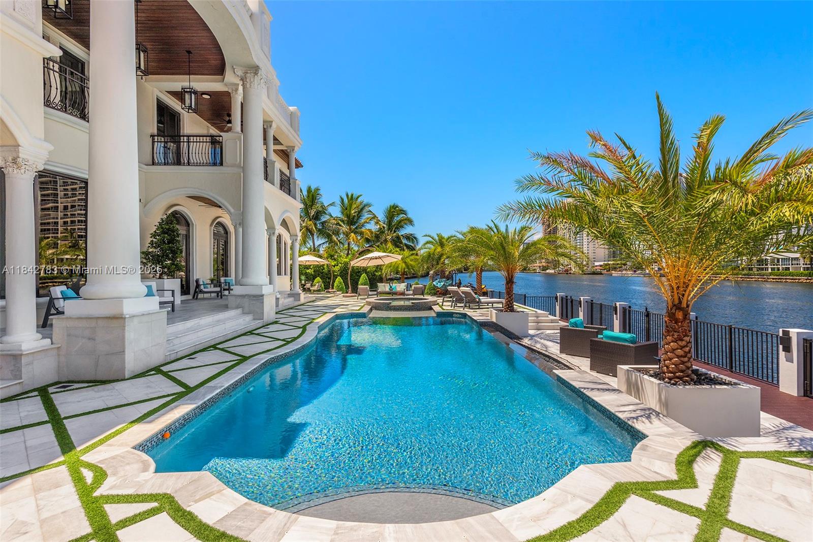 Photo of 498 Parkway Pkwy  (498), Golden Beach, Florida, 33160 - 
