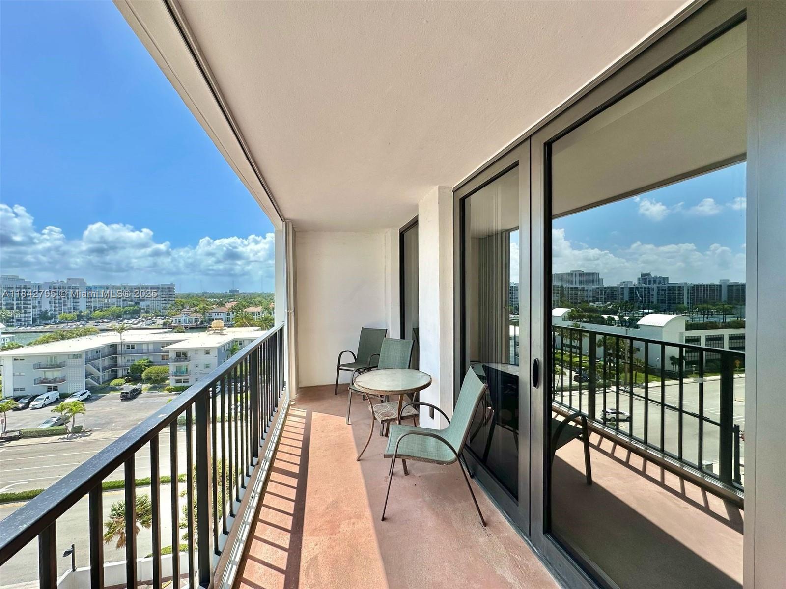 Photo of 2401 Ocean Dr  #707, Hollywood, Florida, 33019 - 
