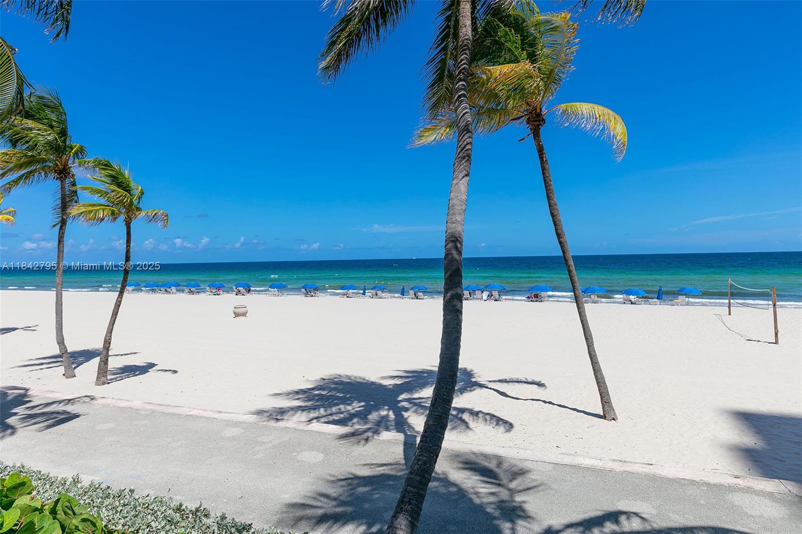 Photo of 2401 Ocean Dr  #707, Hollywood, Florida, 33019 - 