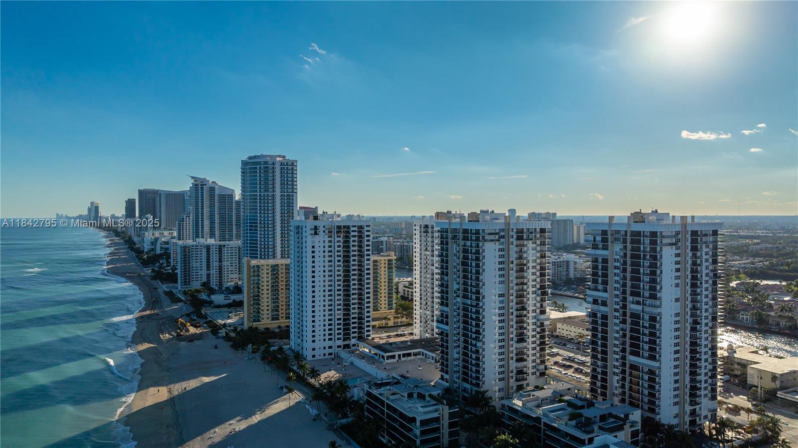 Photo of 2401 Ocean Dr  #707, Hollywood, Florida, 33019 - 