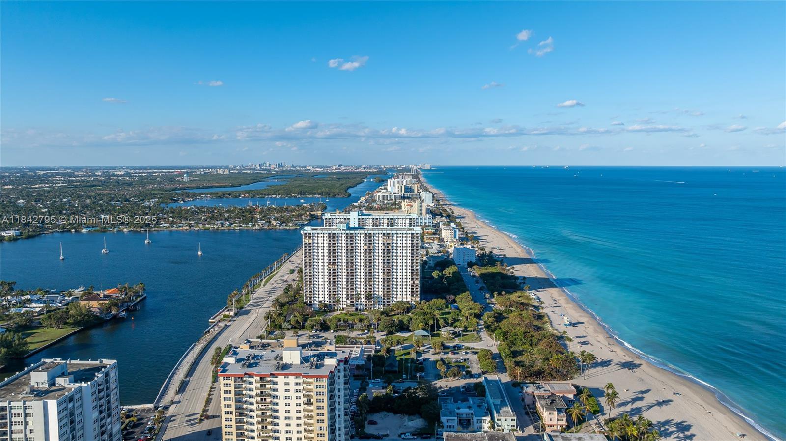 Photo of 2401 Ocean Dr  #707, Hollywood, Florida, 33019 - 