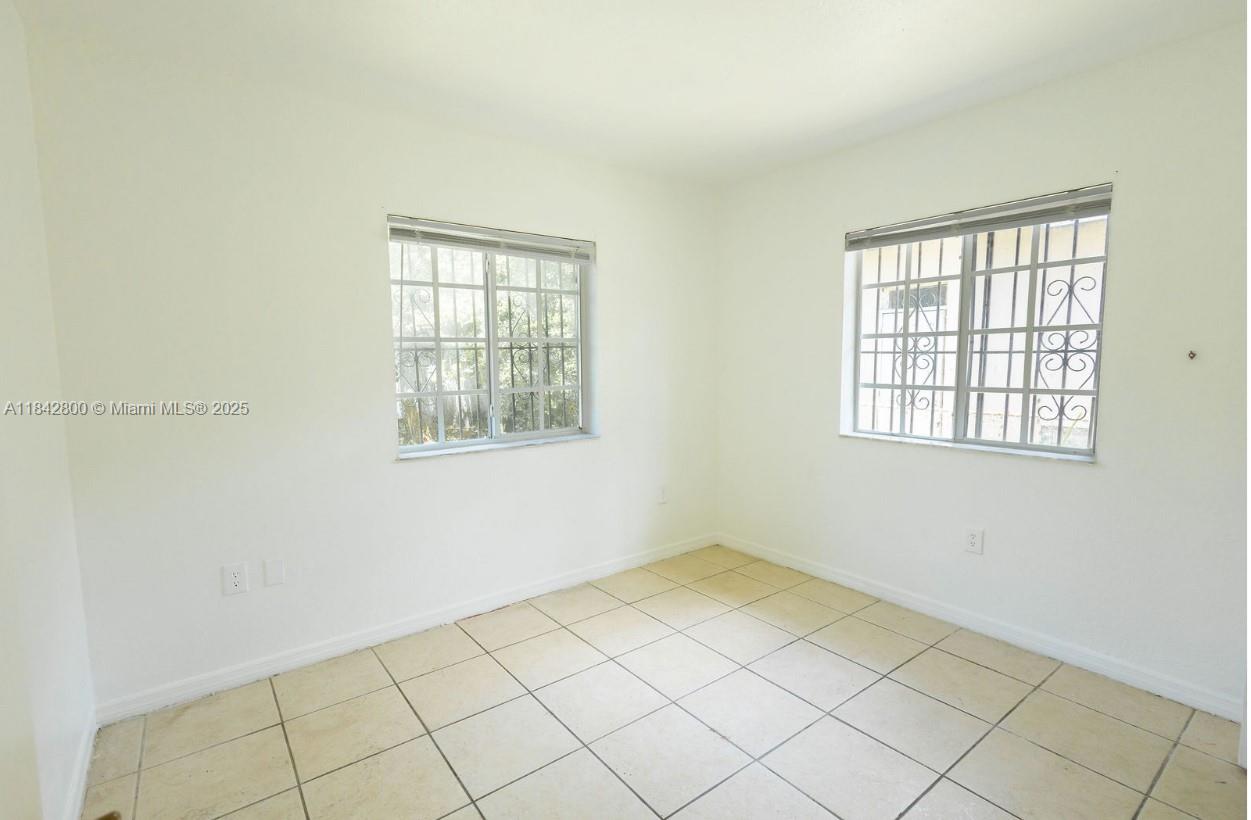See details / 2164 sq. ft. $ 2025-07-18 0 Photo