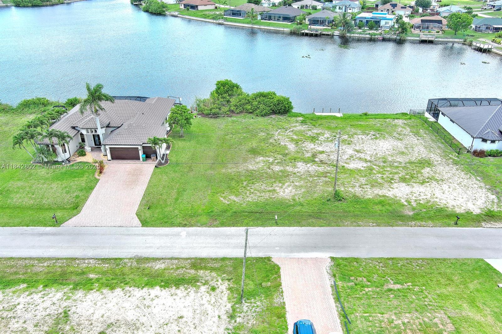 Ver detalles / sq. ft. $ 2025-07-18 0 foto