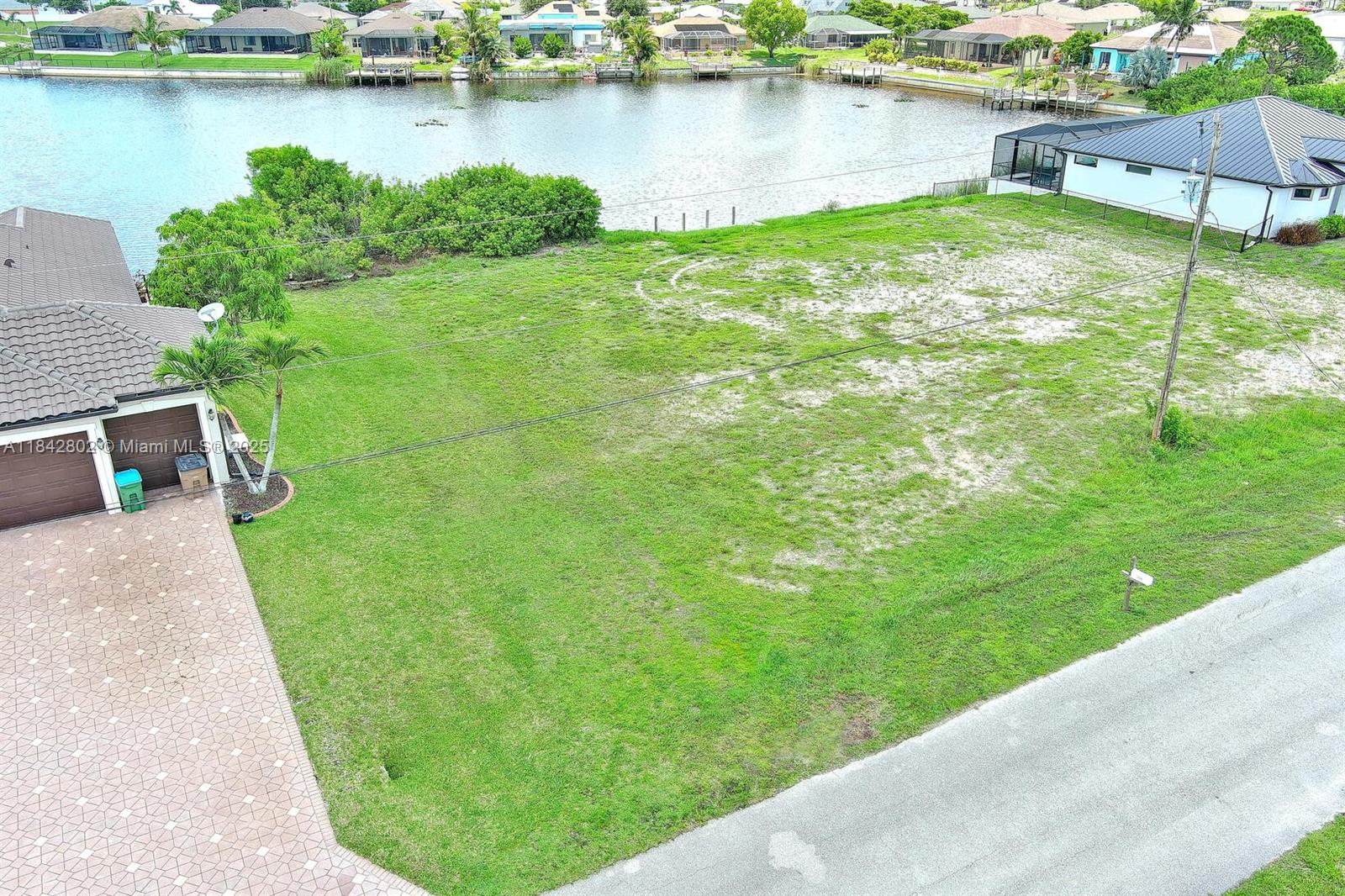 Ver detalles / sq. ft. $ 2025-07-18 0 foto