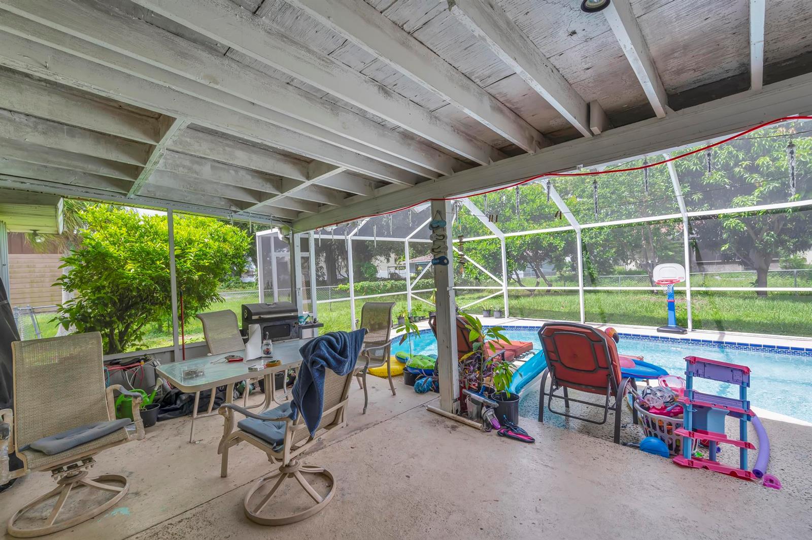 Ver detalles 5107 3 / 2 1400 sq. ft. $ 2026-06-05 0 foto