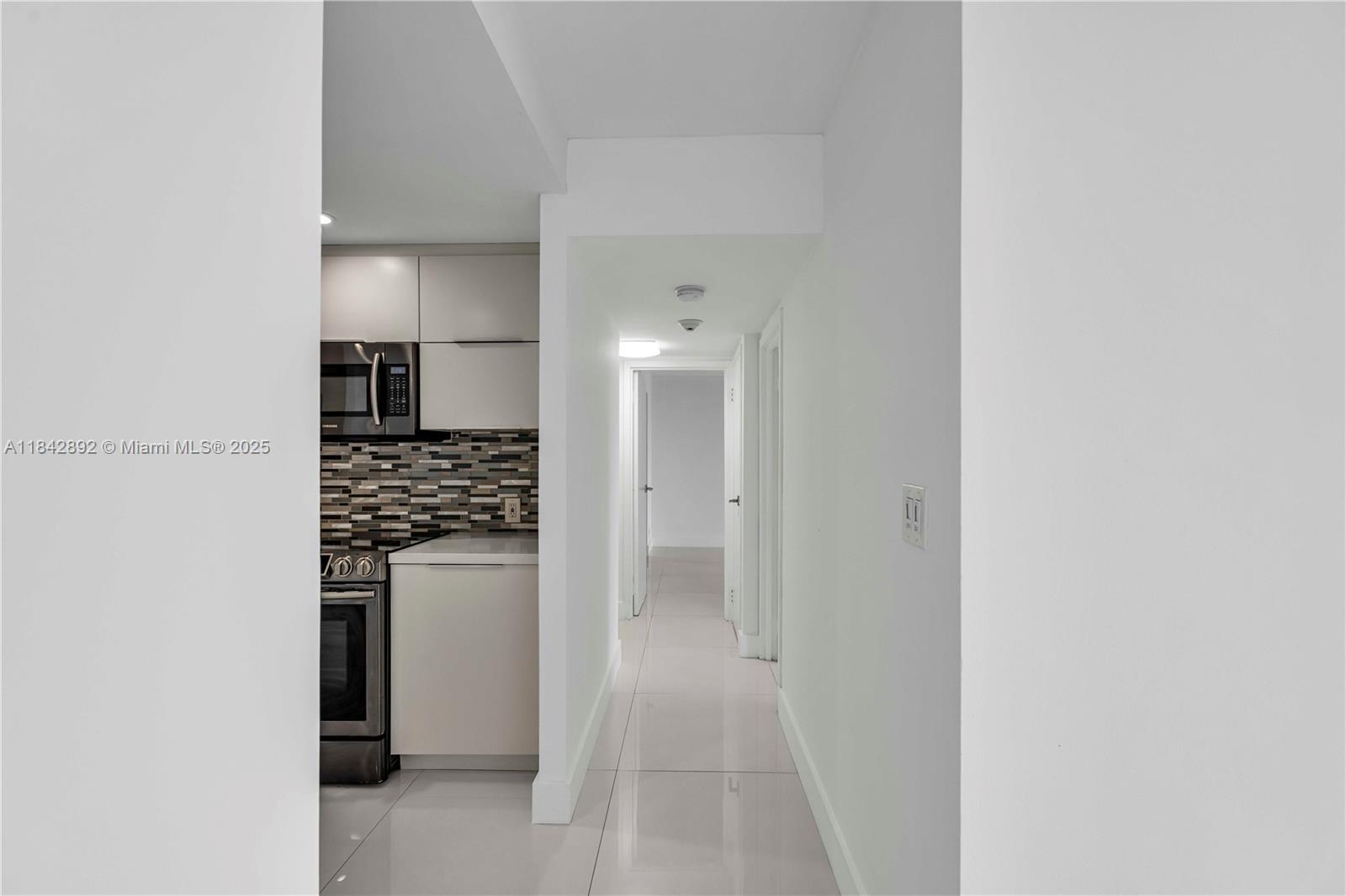 See details 508 2 / 2 1357 sq. ft. $ 2025-07-18 0 Photo