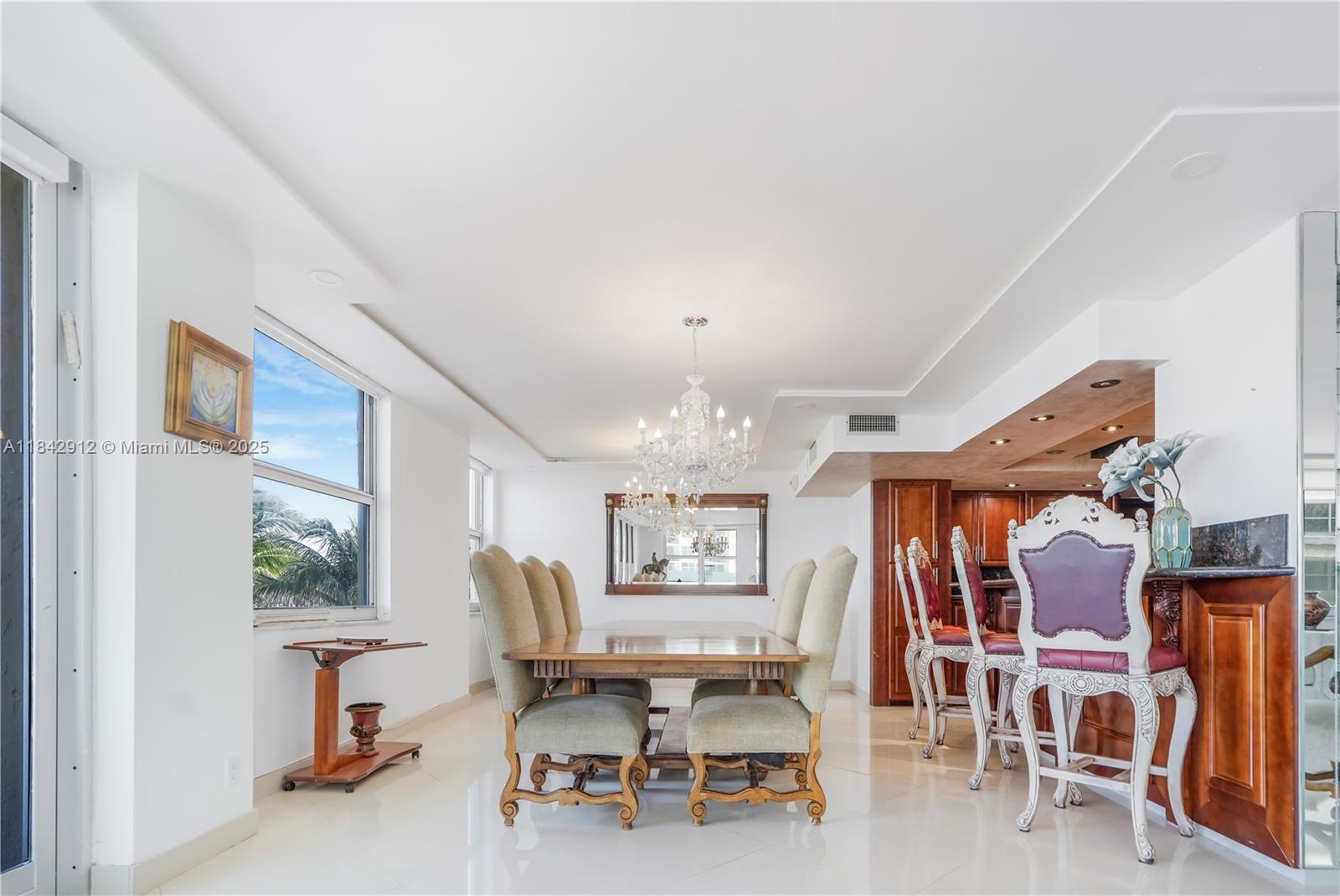 Photo of 1912 Ocean Dr  #3D, Hallandale Beach, Florida, 33009 - 