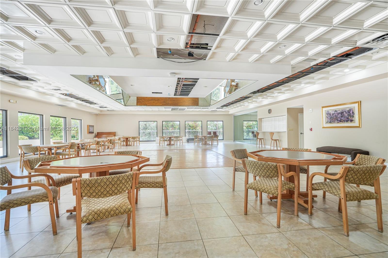 Photo of 1912 Ocean Dr  #3D, Hallandale Beach, Florida, 33009 - 