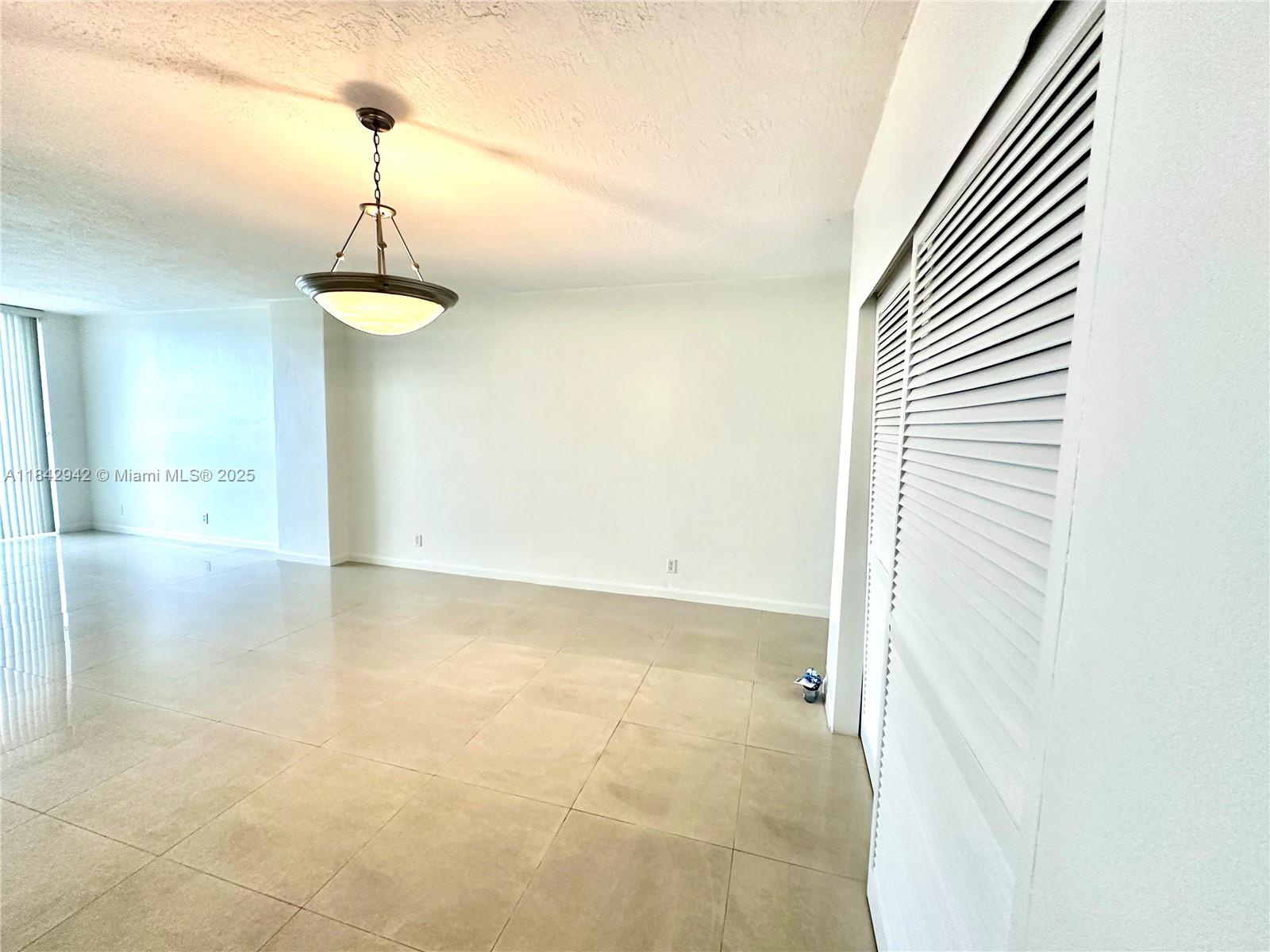 Photo of 3000 Ocean Dr  #1208, Hollywood, Florida, 33019 - 
