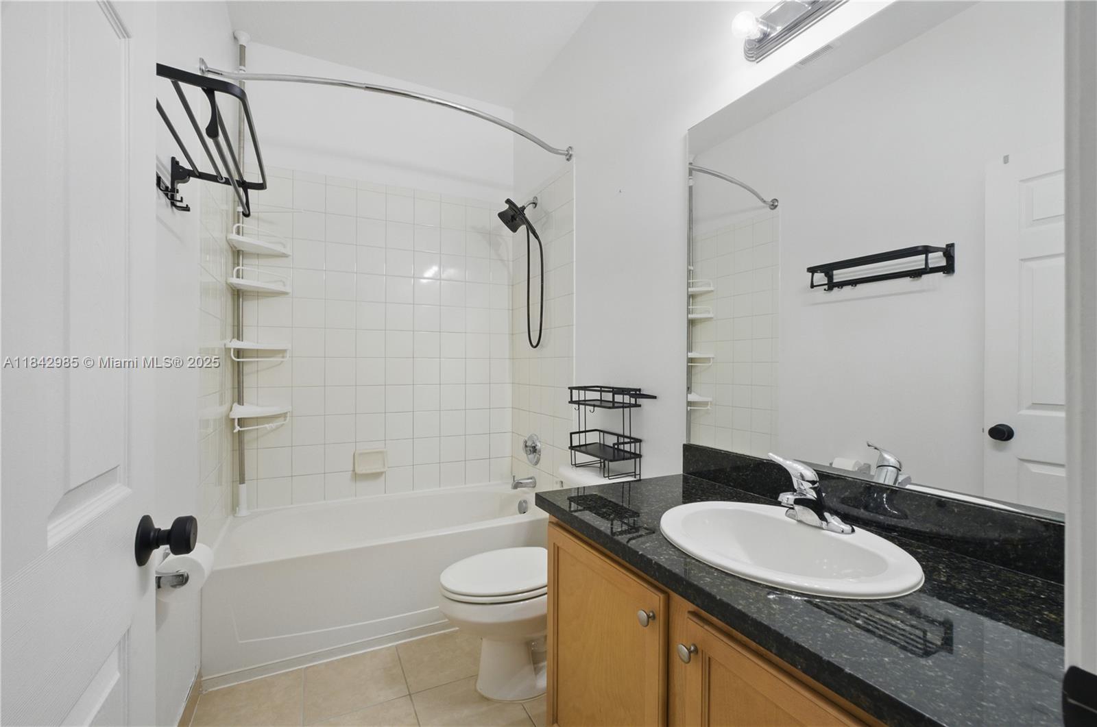 See details 2851 3 / 3 1536 sq. ft. $ 2025-07-18 0 Photo