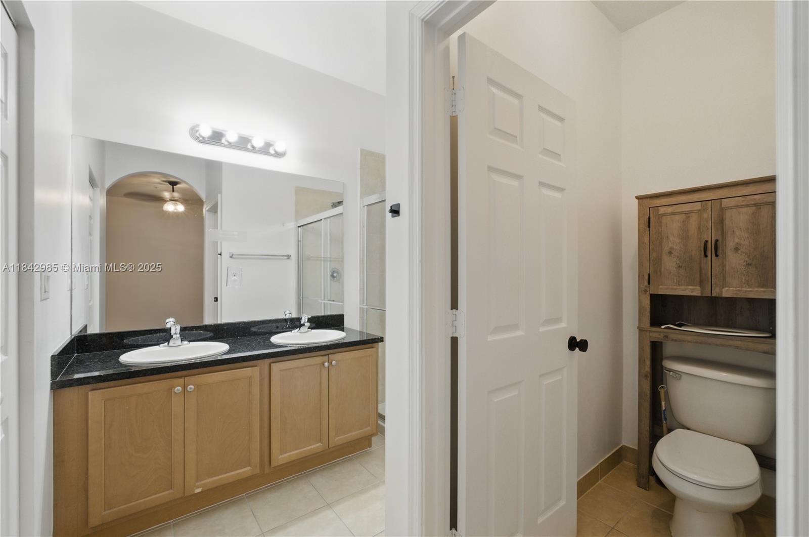 See details 2851 3 / 3 1536 sq. ft. $ 2025-07-18 0 Photo