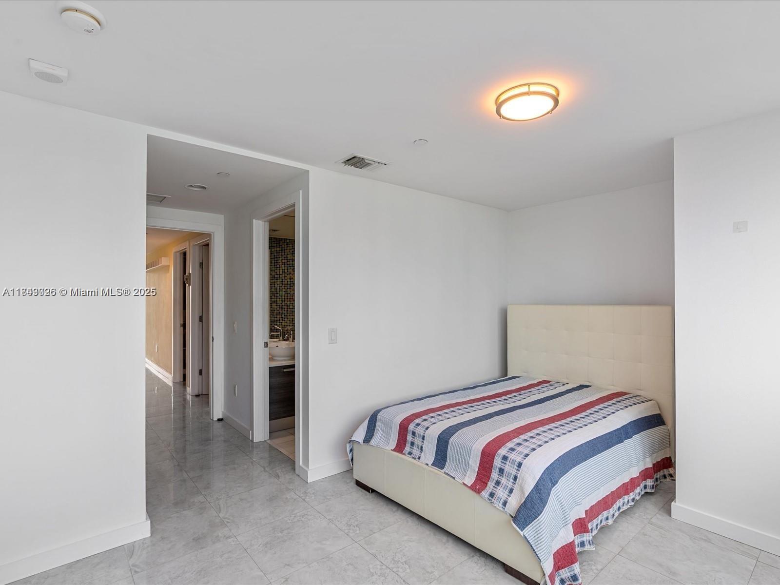Photo of 2950 188th St  #511, Aventura, Florida, 33180 - 