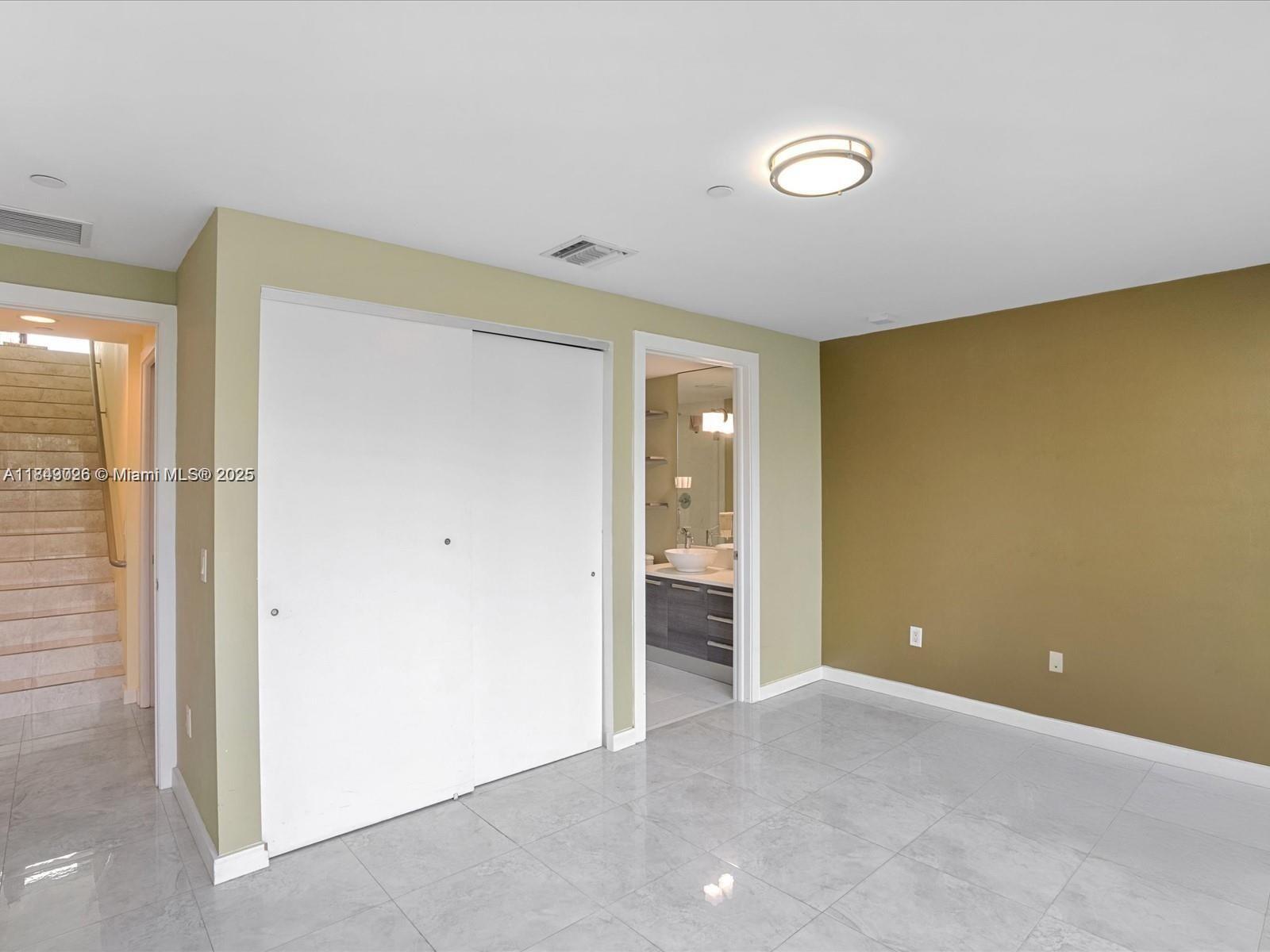 Photo of 2950 188th St  #511, Aventura, Florida, 33180 - 