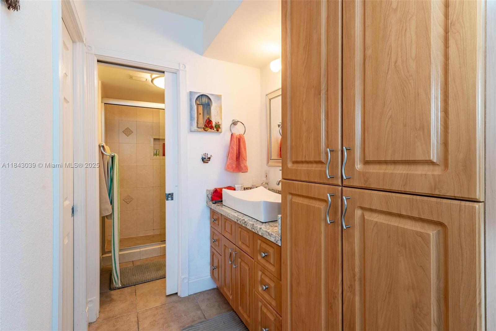 Photo of 2030 Ocean Dr  #1803, Hallandale Beach, Florida, 33009 - 
