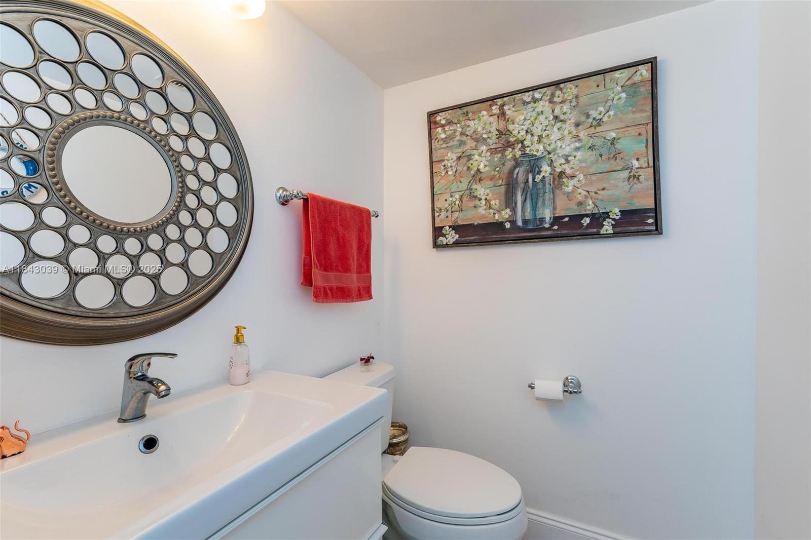 Photo of 2030 Ocean Dr  #1803, Hallandale Beach, Florida, 33009 - 