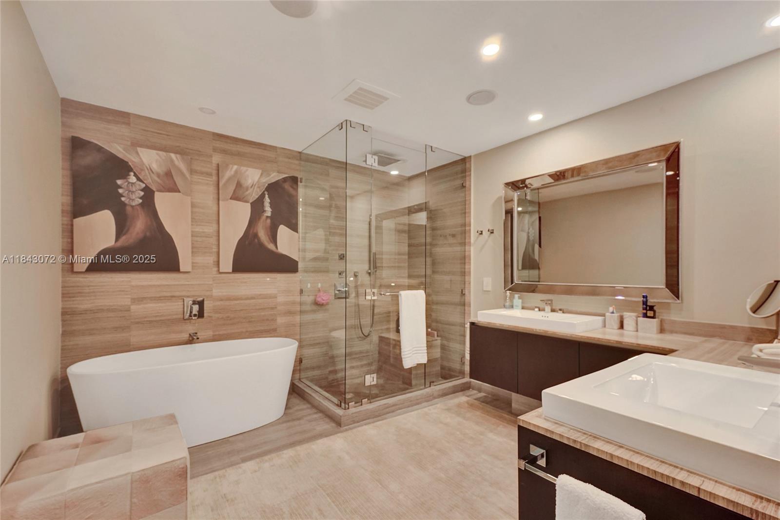 Photo of 3250 188th St  #402, Aventura, Florida, 33180 - 