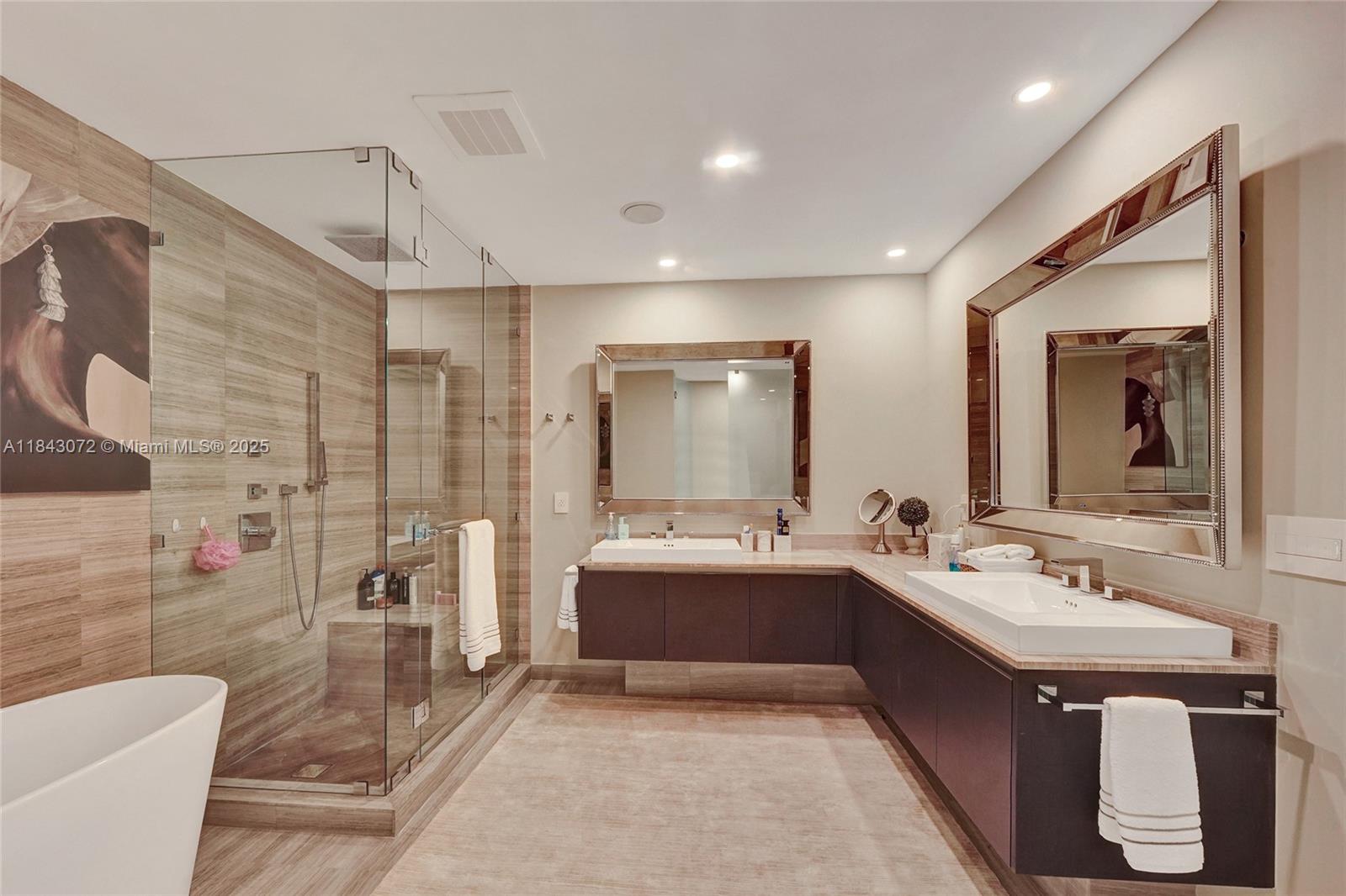 Photo of 3250 188th St  #402, Aventura, Florida, 33180 - 