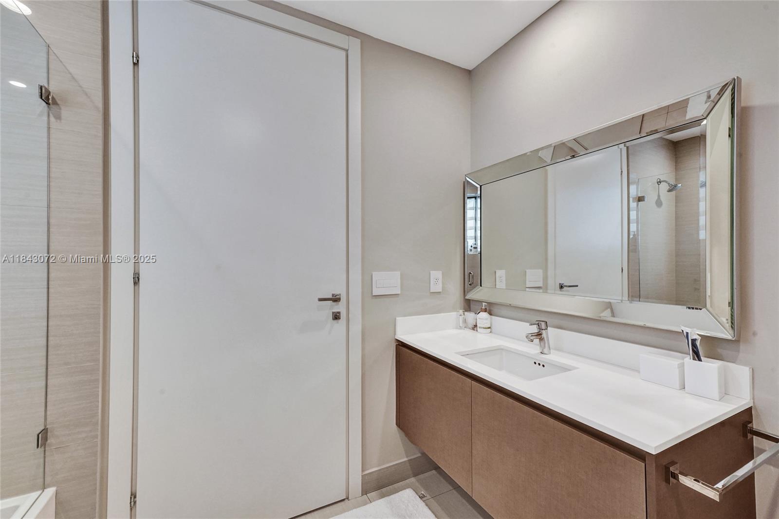 Photo of 3250 188th St  #402, Aventura, Florida, 33180 - 