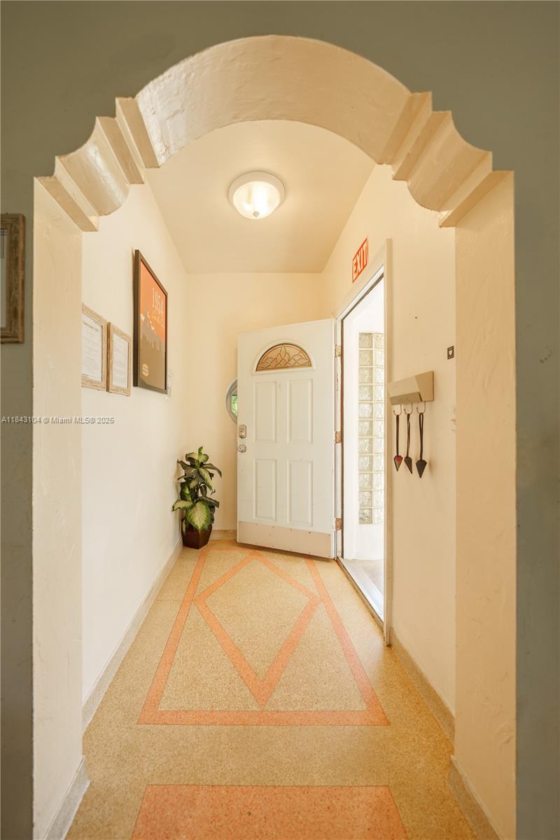 See details / sq. ft. $ 2025-07-18 0 Photo