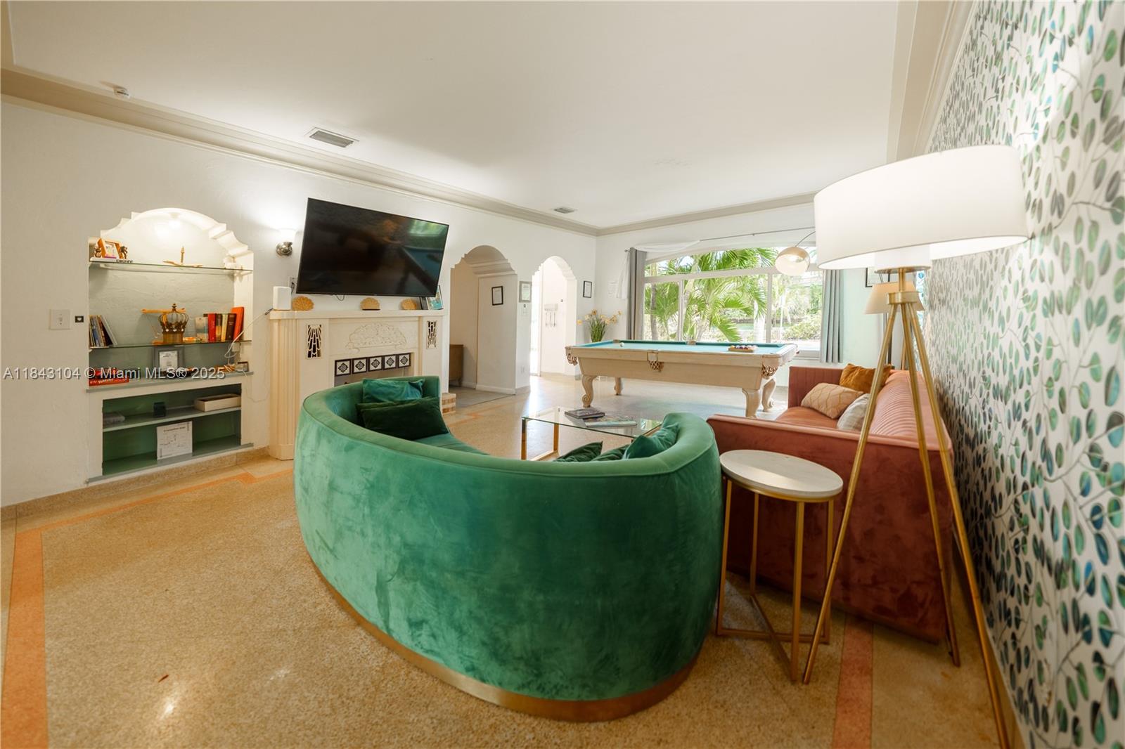 See details / sq. ft. $ 2025-07-18 0 Photo