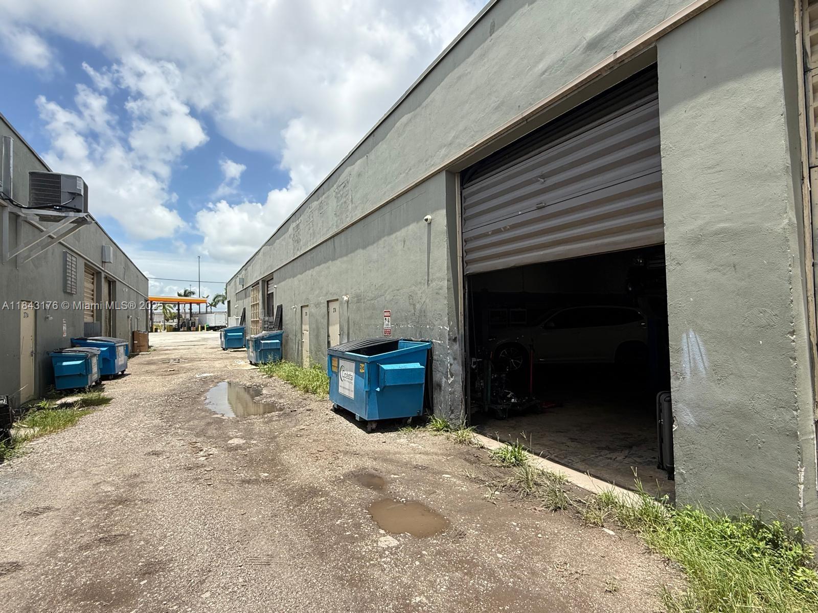 See details / sq. ft. $ 2025-07-18 0 Photo