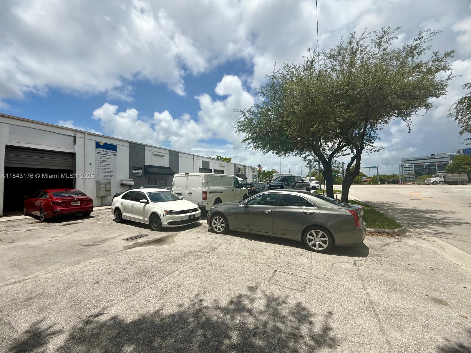 See details / sq. ft. $ 2025-07-18 0 Photo