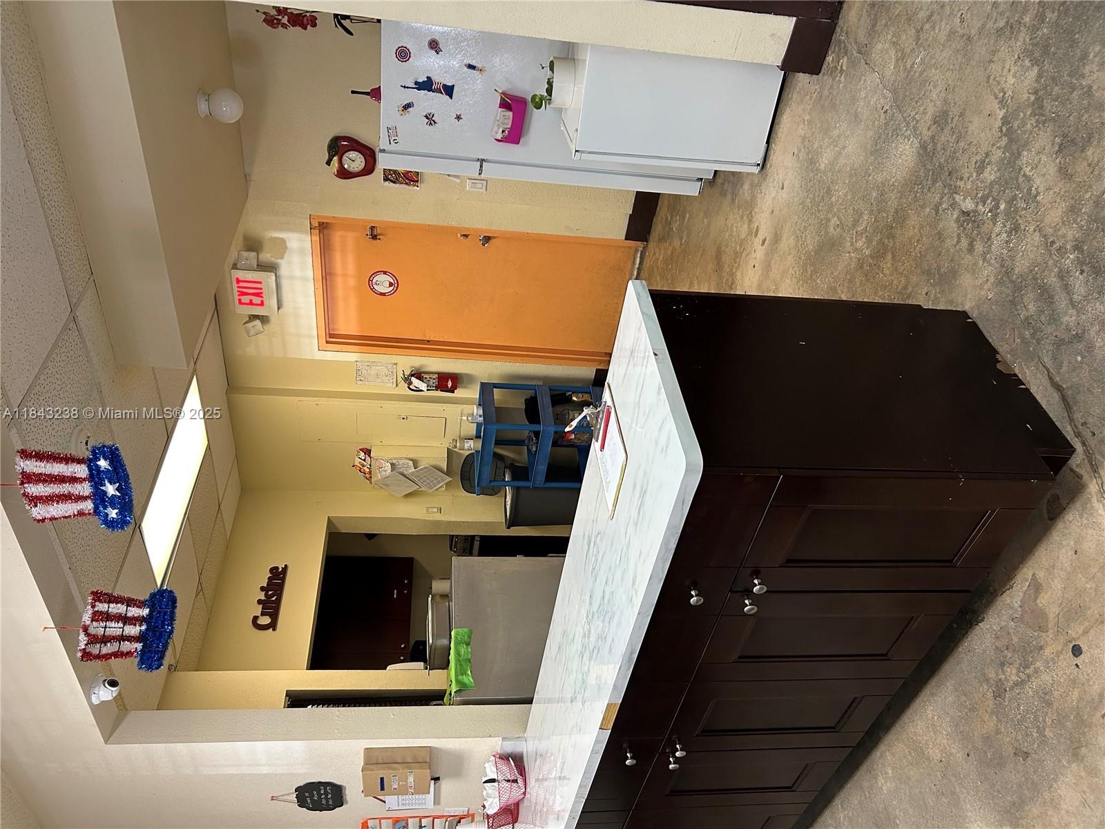 Ver detalles / sq. ft. $ 2025-07-18 0 foto