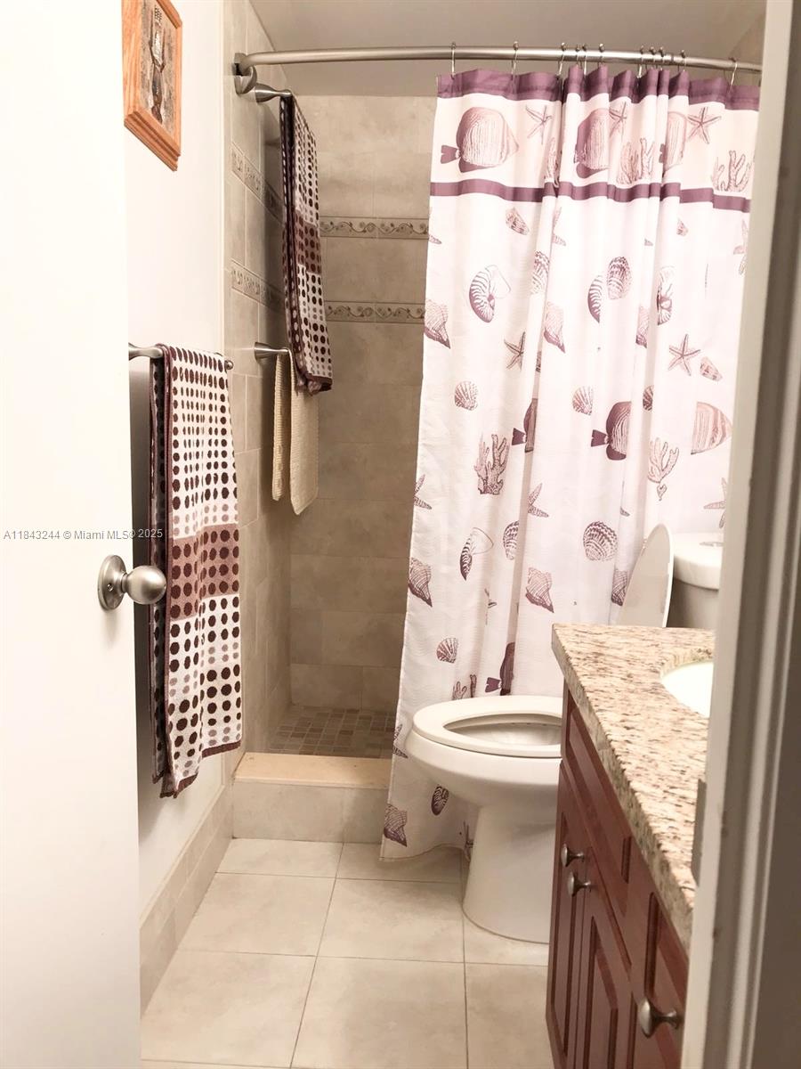 Photo of 2101 Ocean Dr  #1506, Hollywood, Florida, 33019 - 