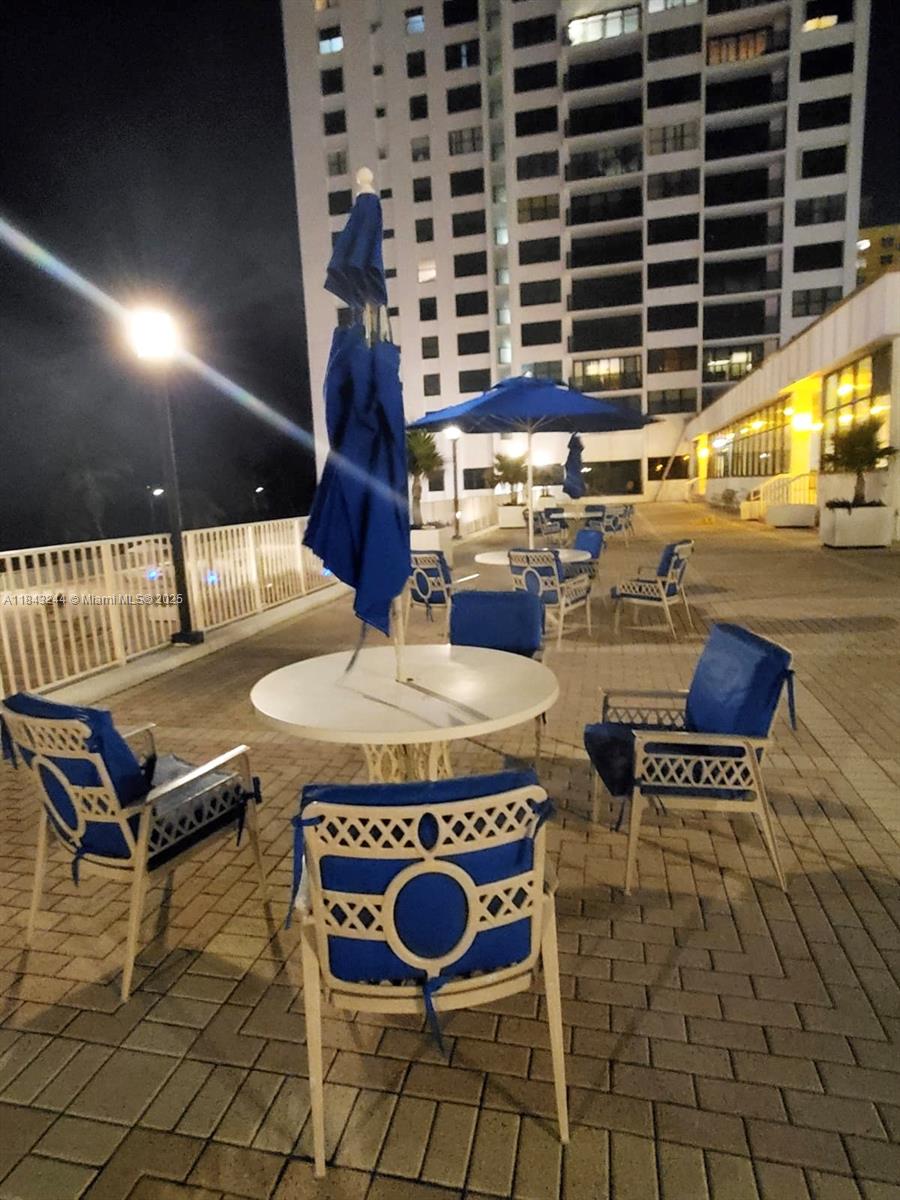 Photo of 2101 Ocean Dr  #1506, Hollywood, Florida, 33019 - 
